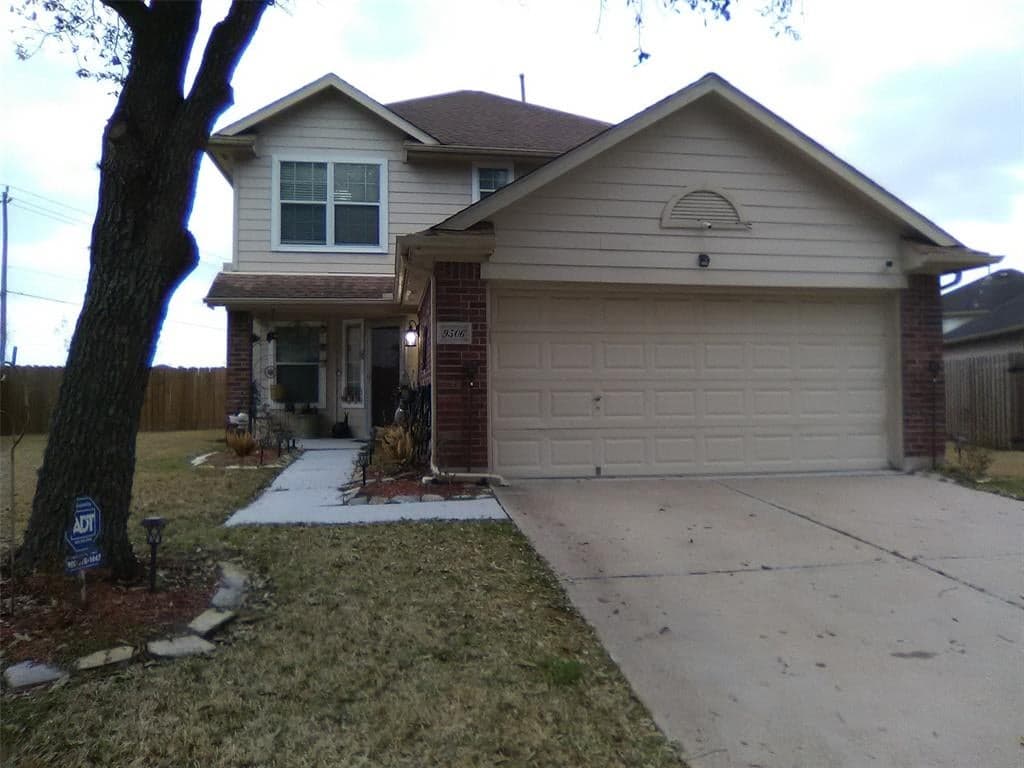 9506 Russett Fields Ct