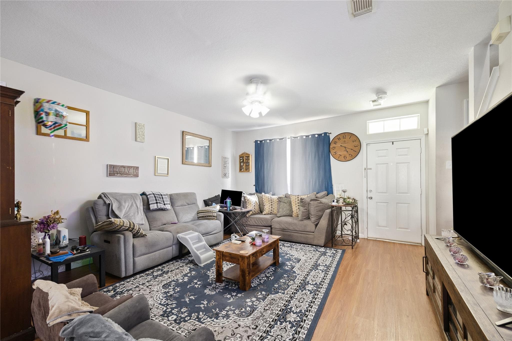 Gallery image 2