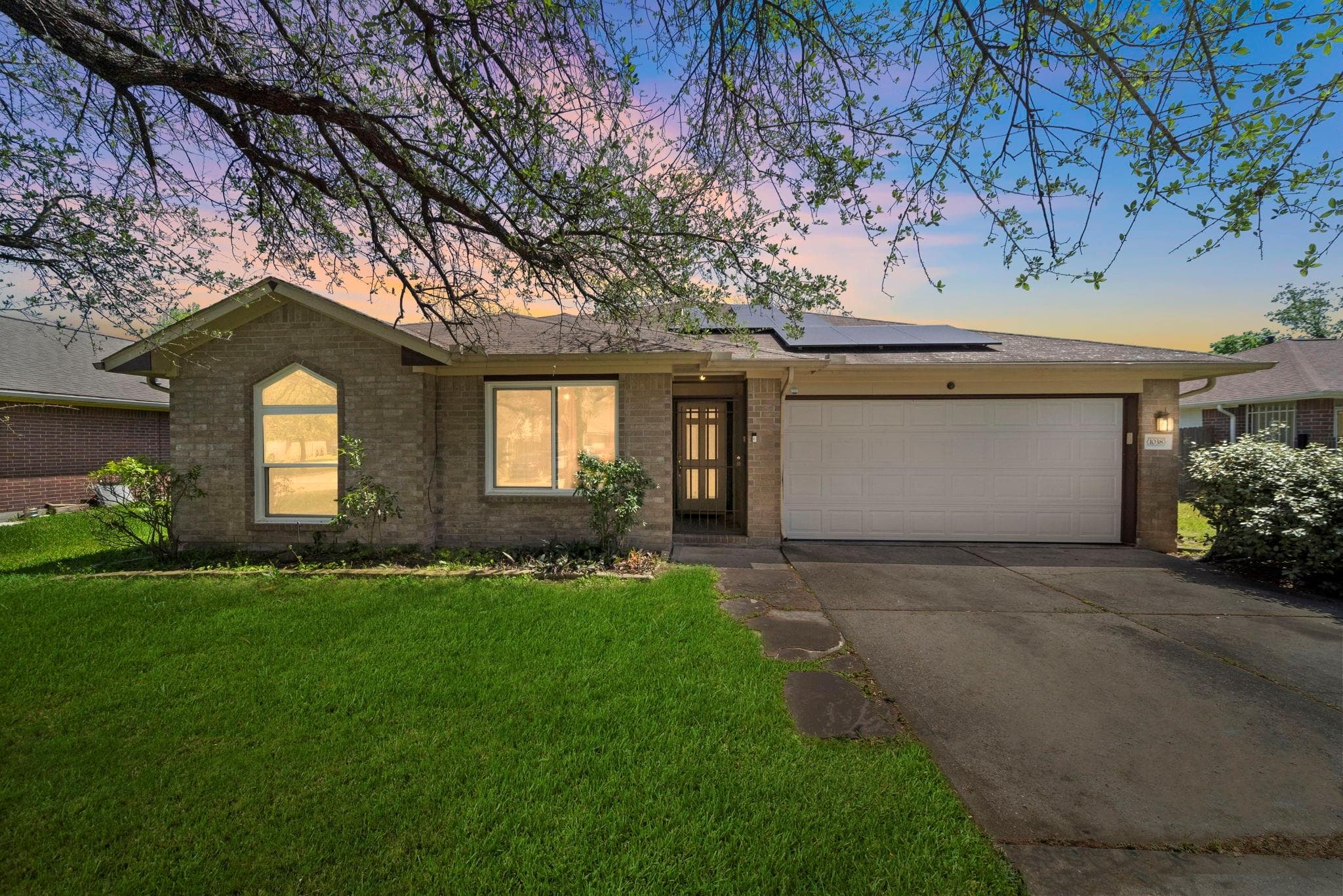 1038 Willersley Ln