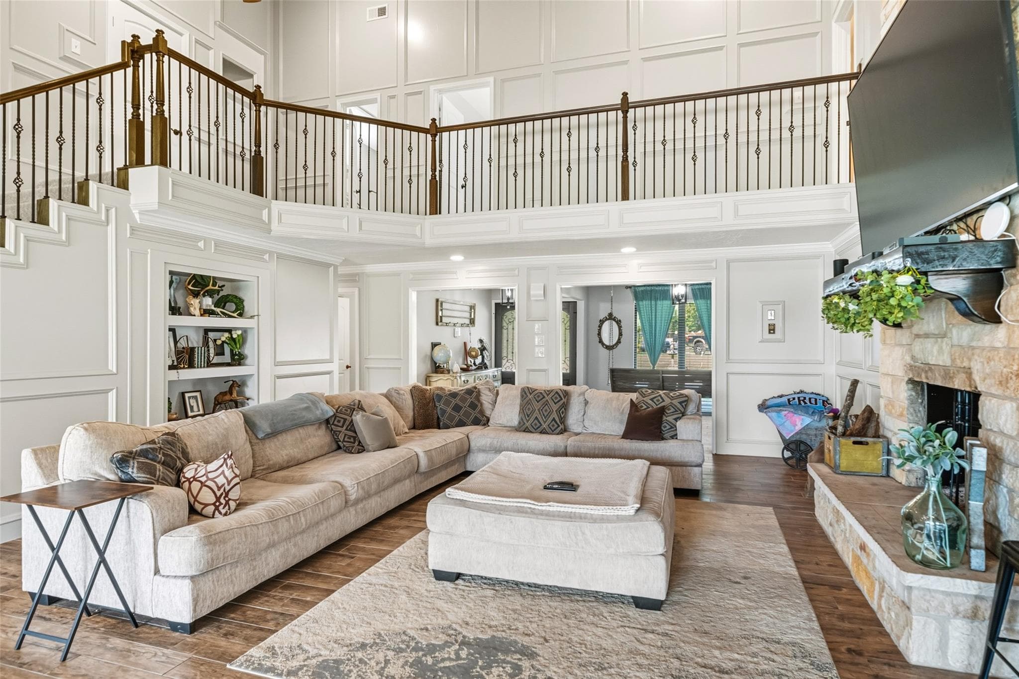 Gallery image 2