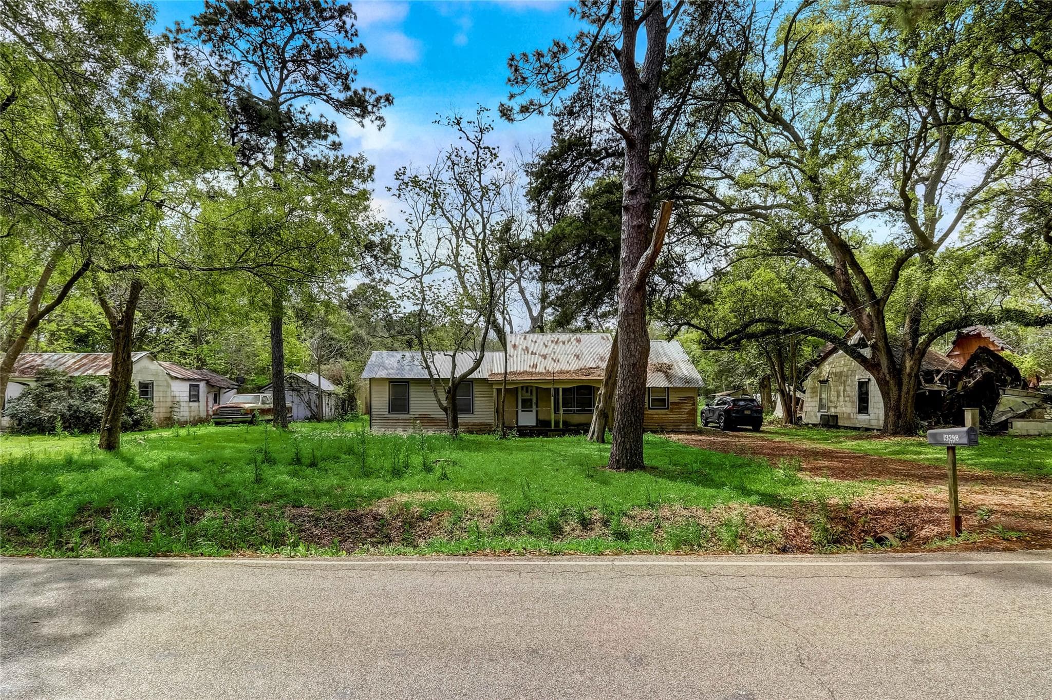 Main property image