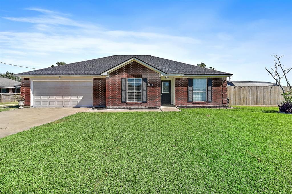 4518 Sarah Ln