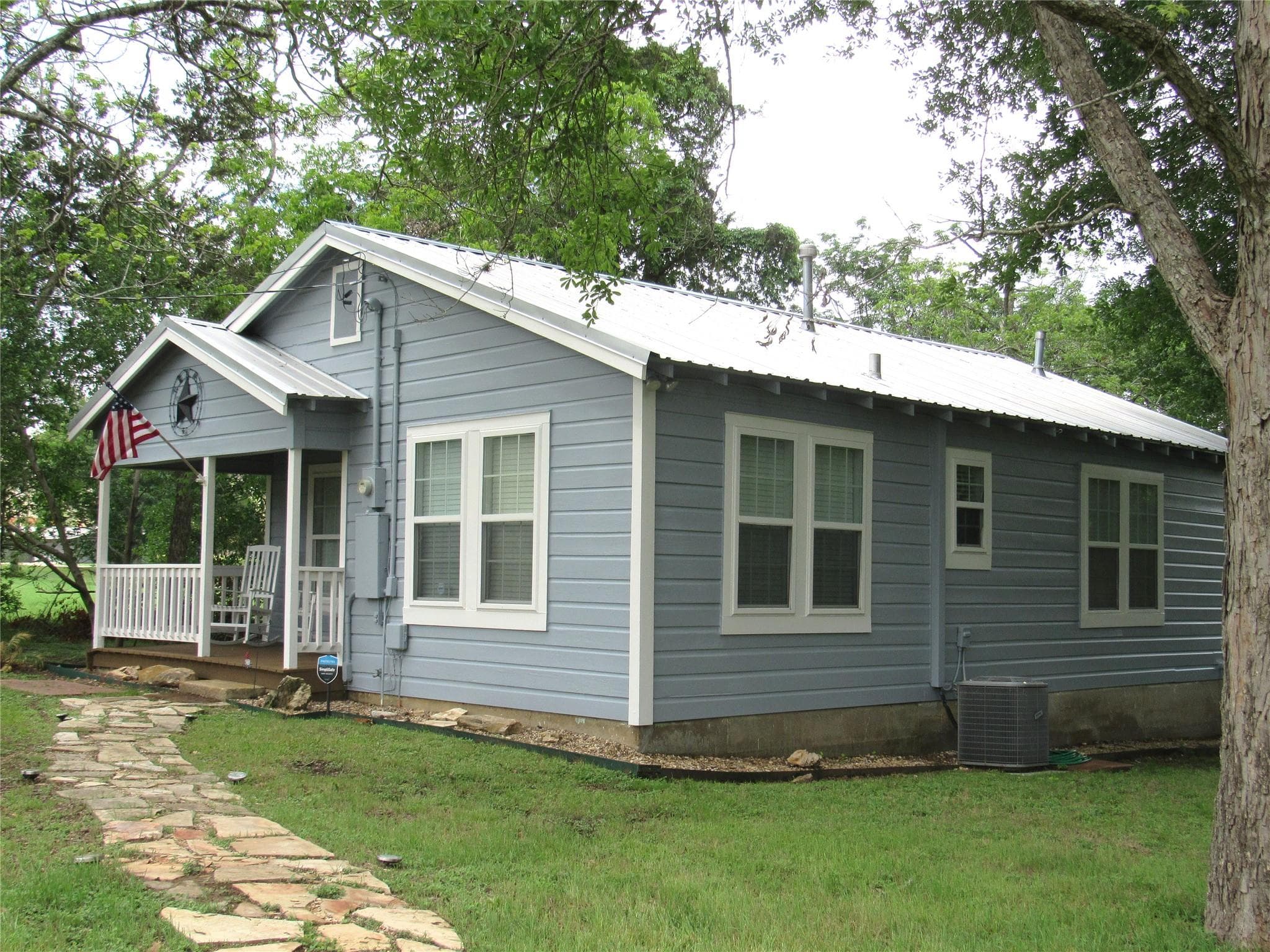 Gallery image 2