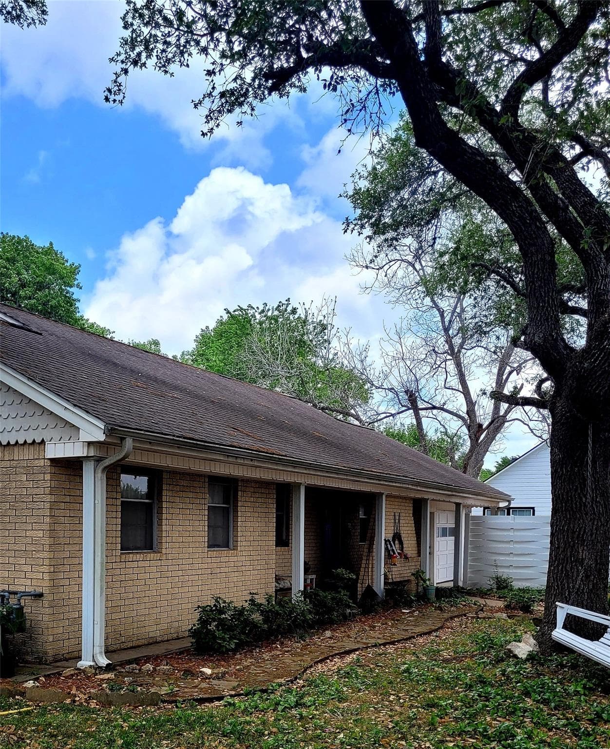 Main property image