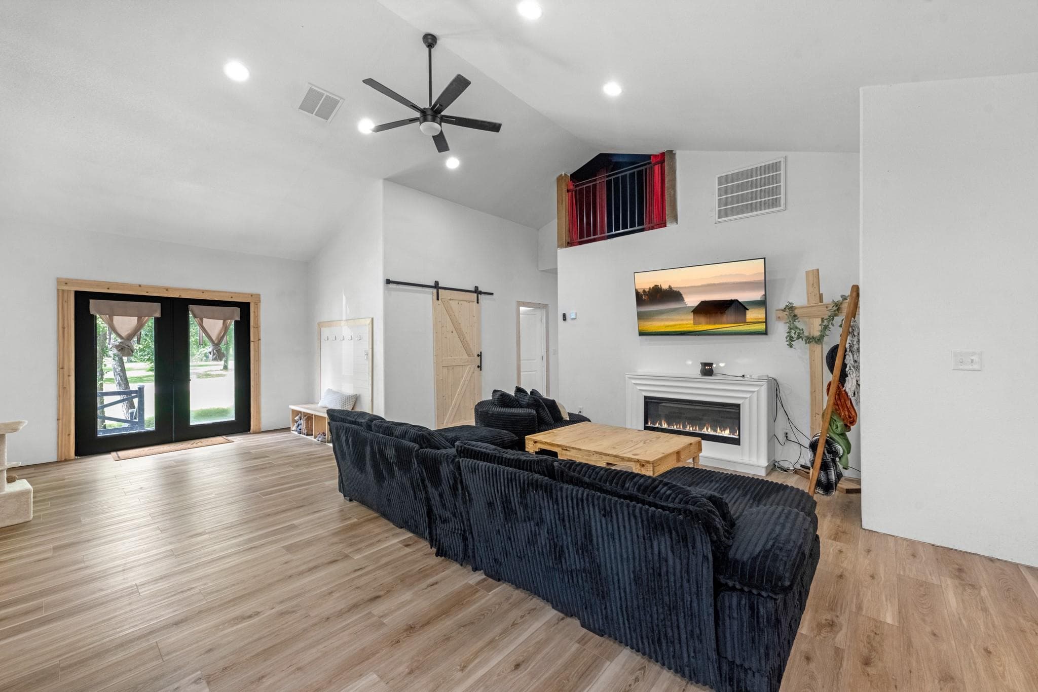 Gallery image 4