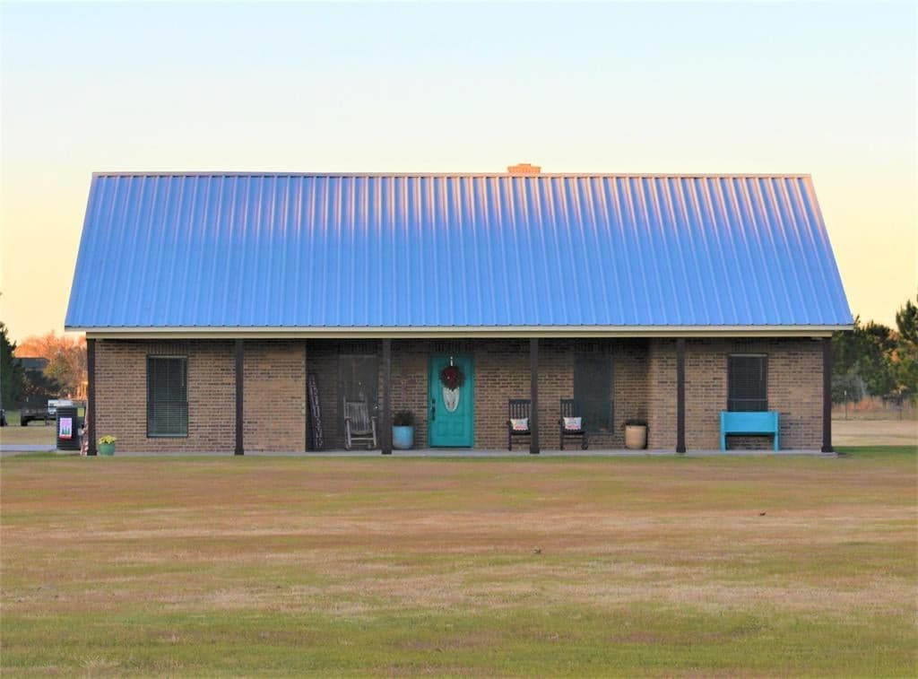 1320 County Road 2099