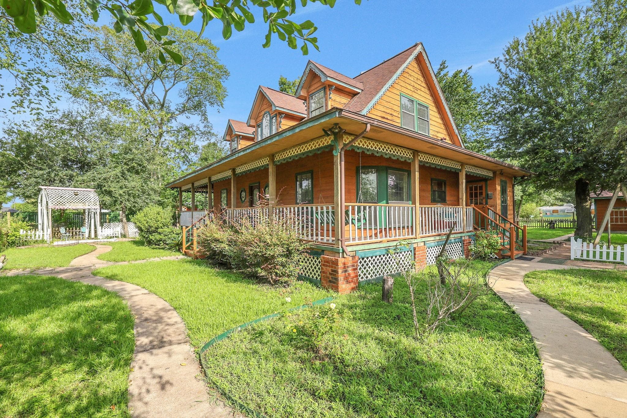 219 Harris Rd