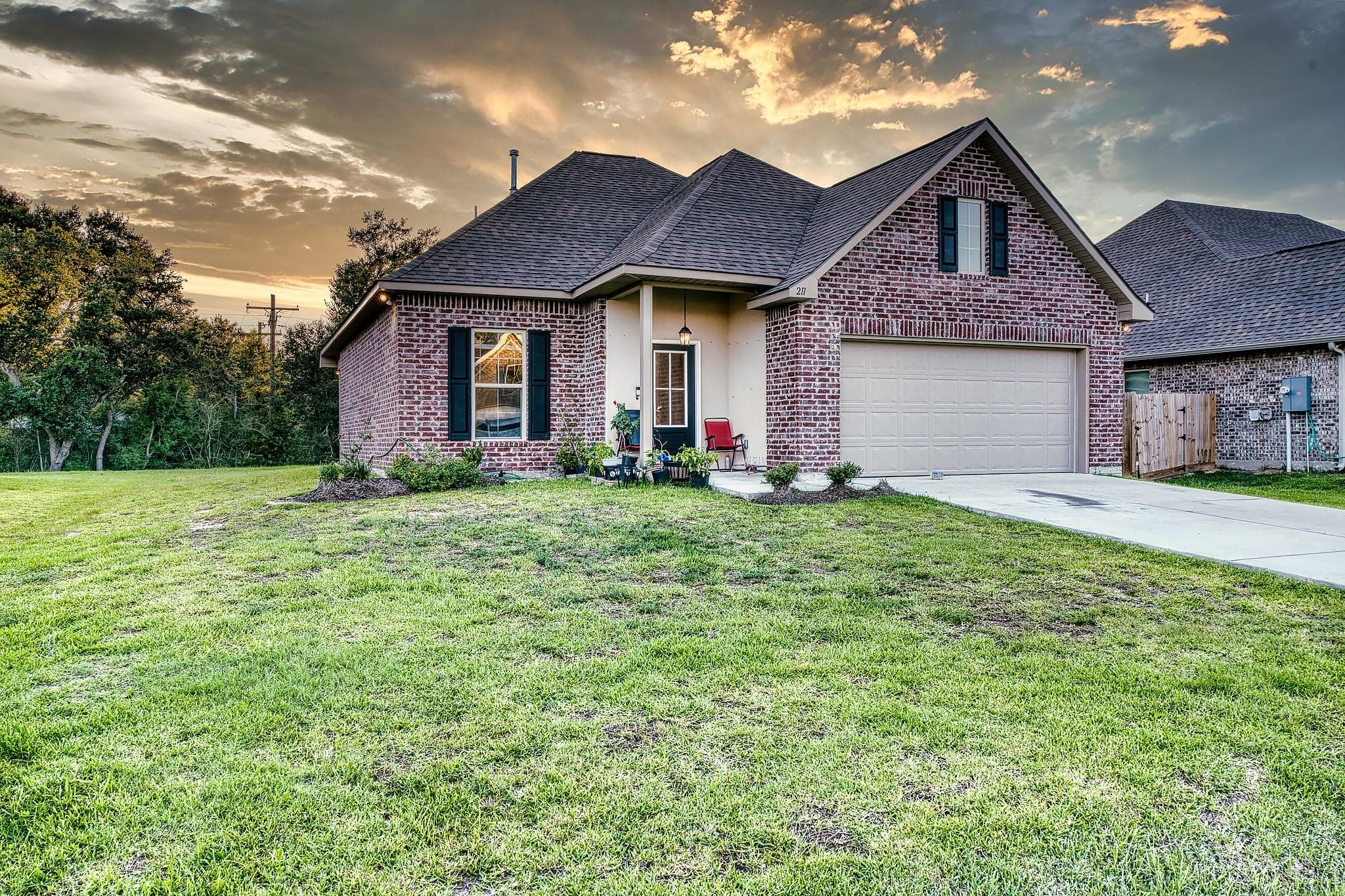 211 Zachary Ln