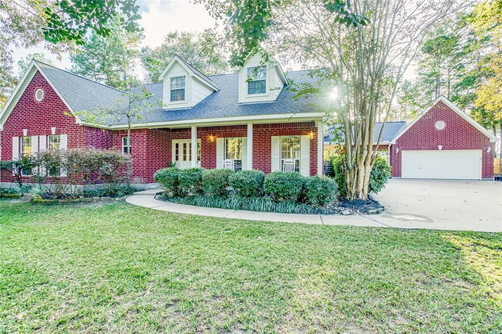 28111 Buena Way