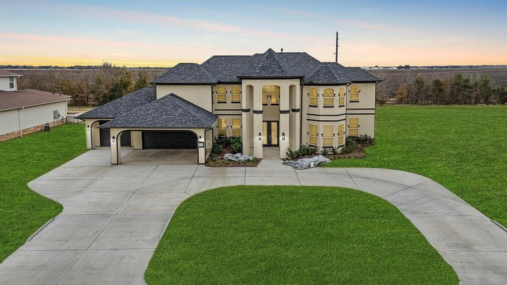 8710 Corbridge Dr