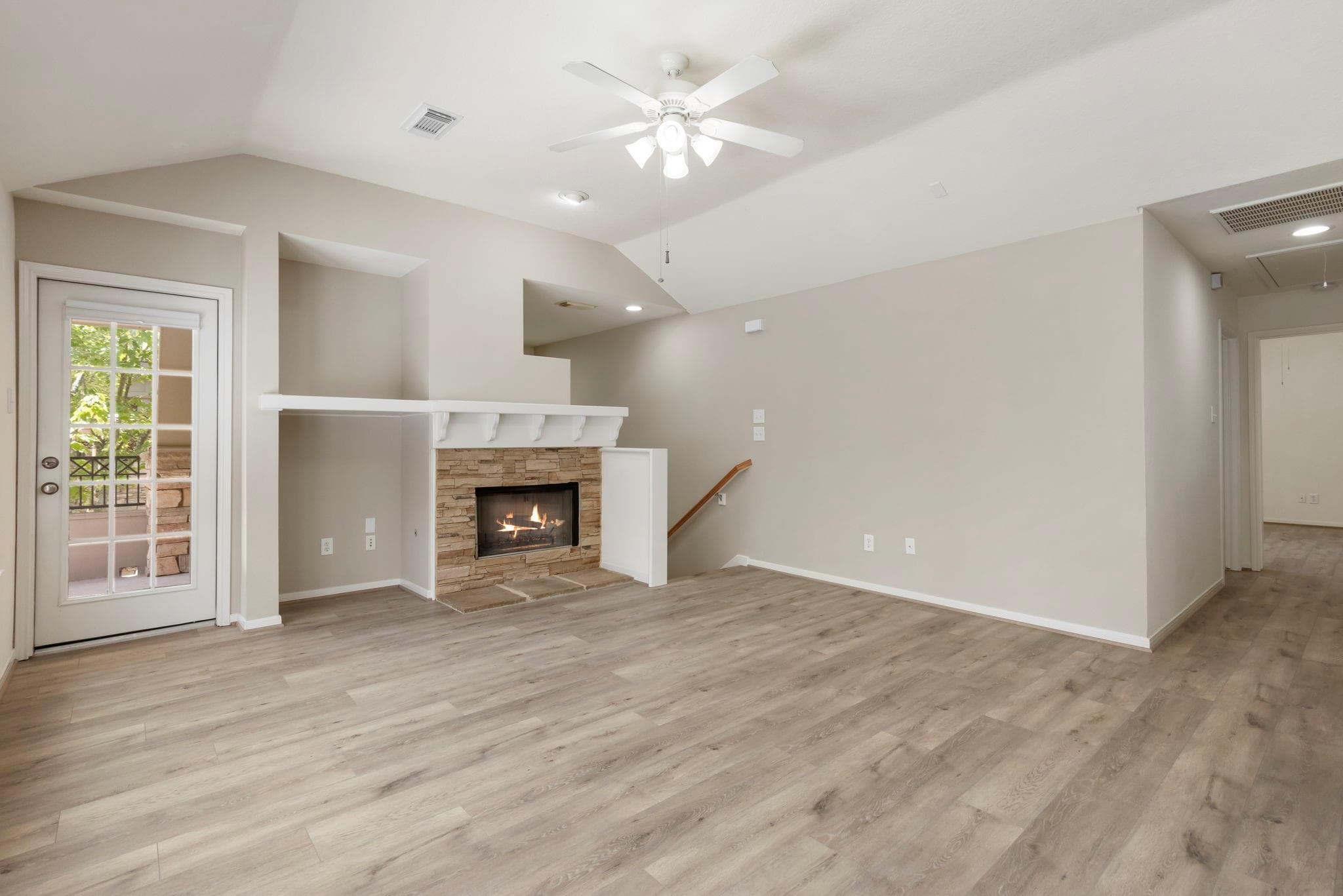 67 Woodlily Pl