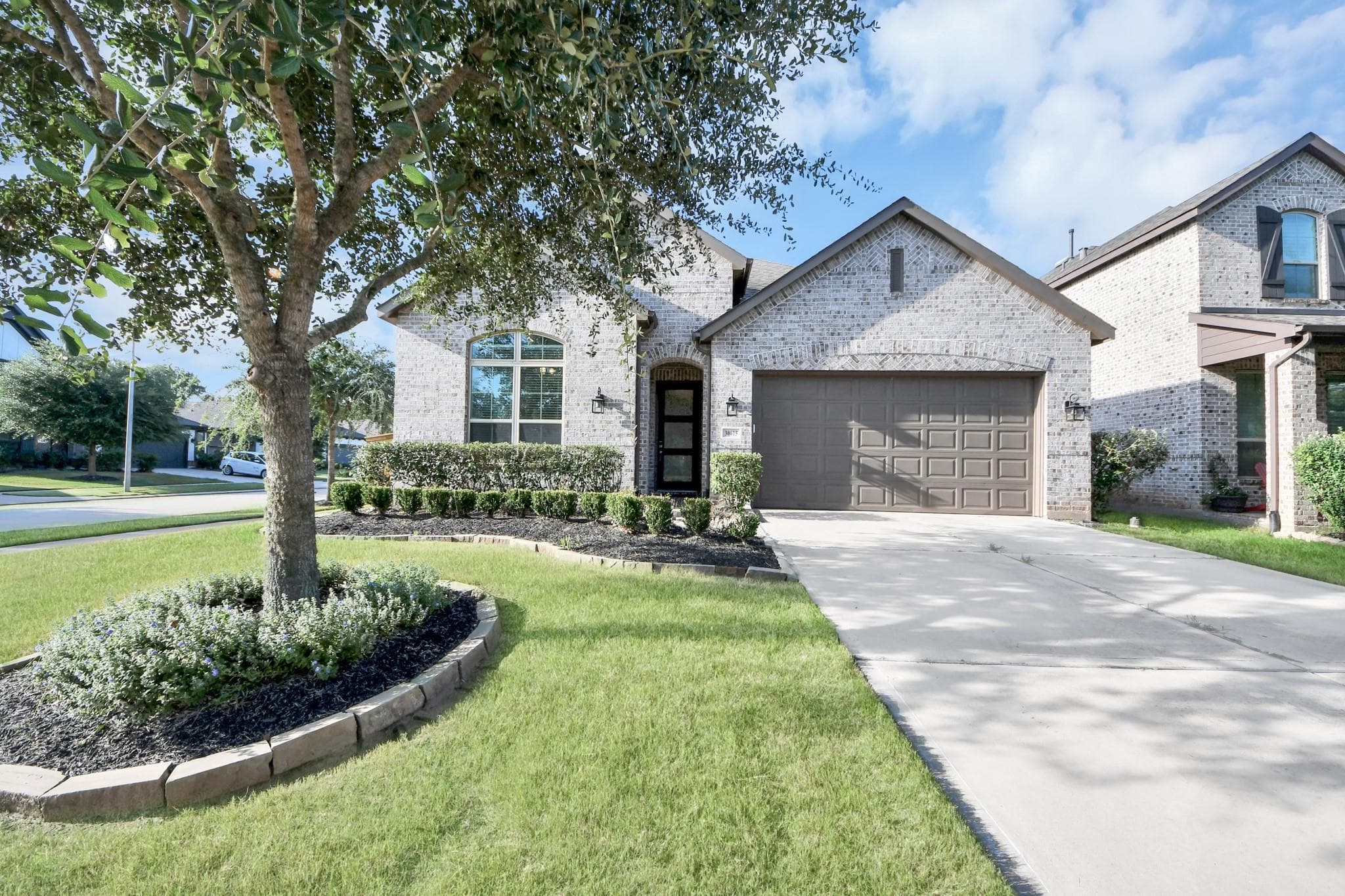 Main property image