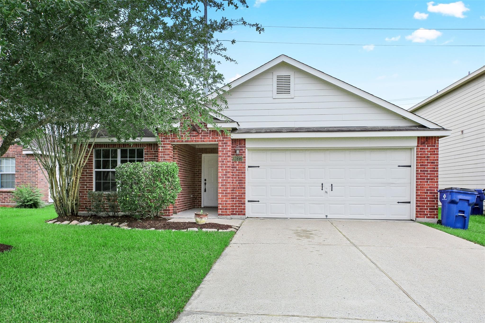 9223 Amberjack Dr