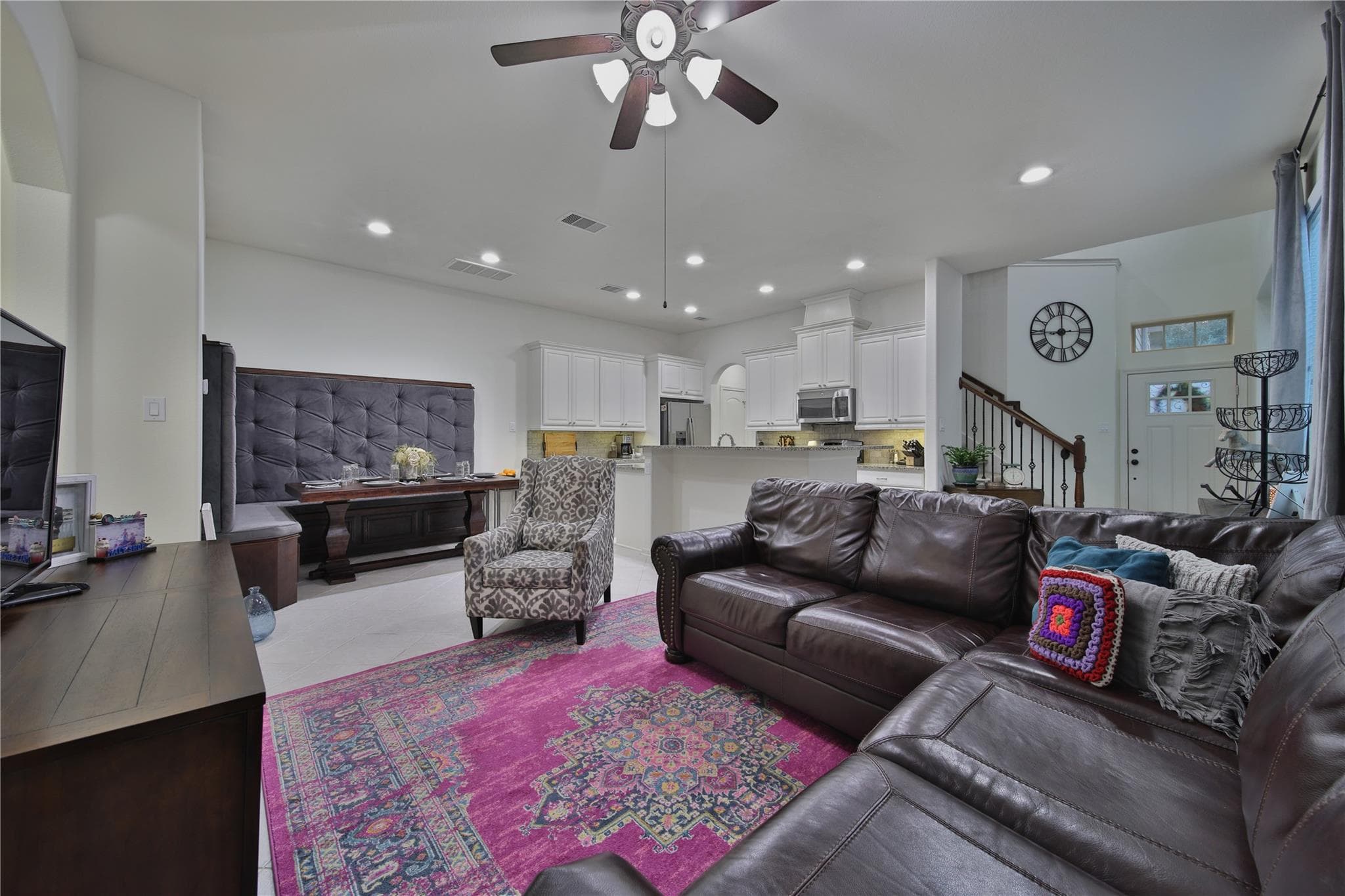 Main property image