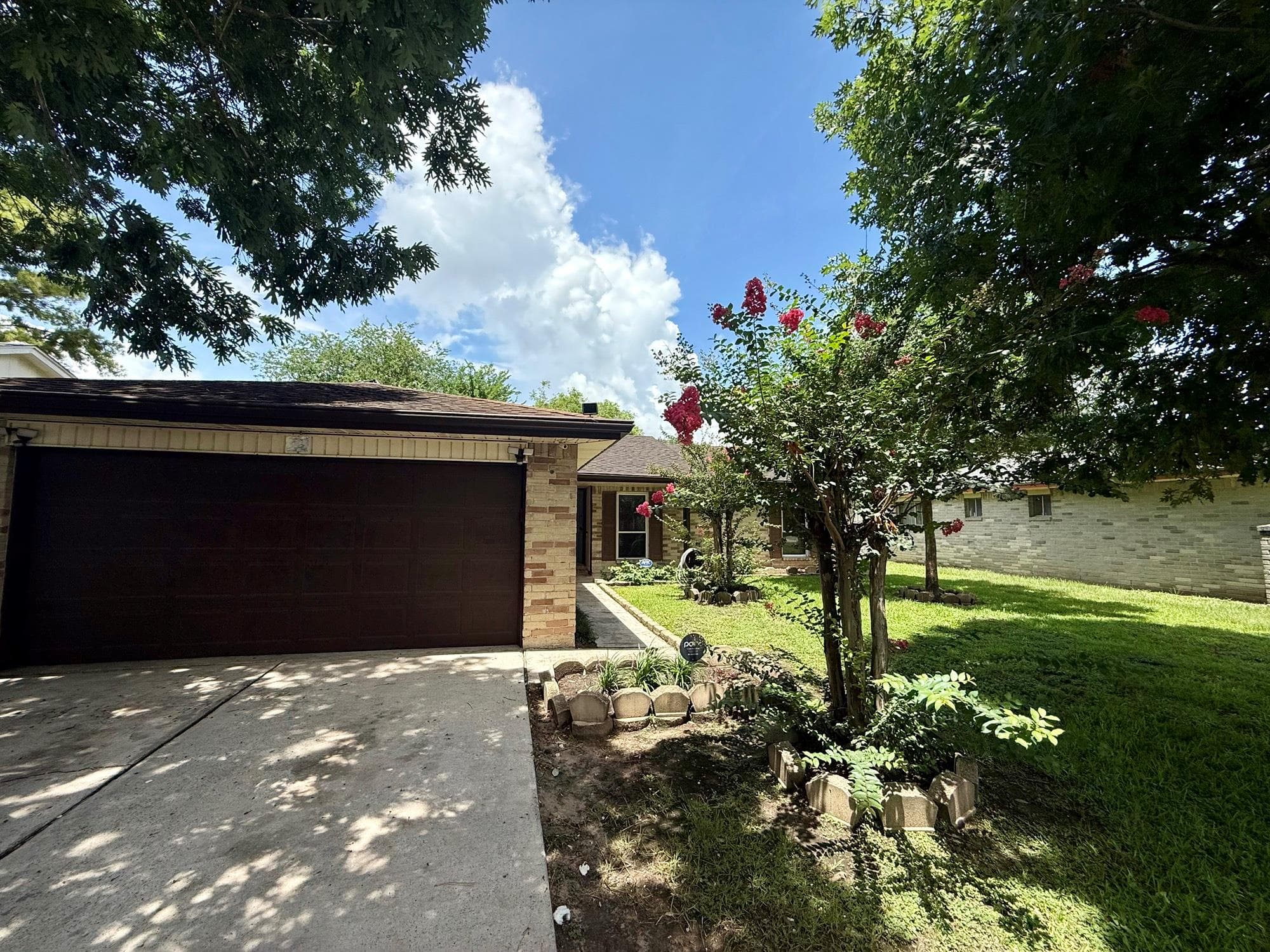 9407 Pinole Ln