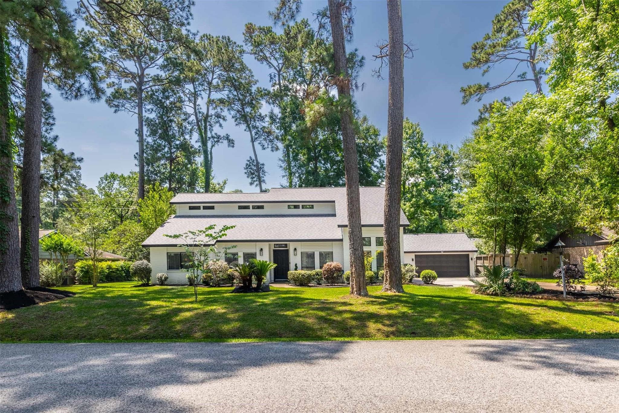 Main property image