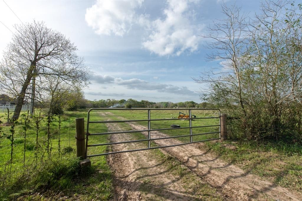 Main property image
