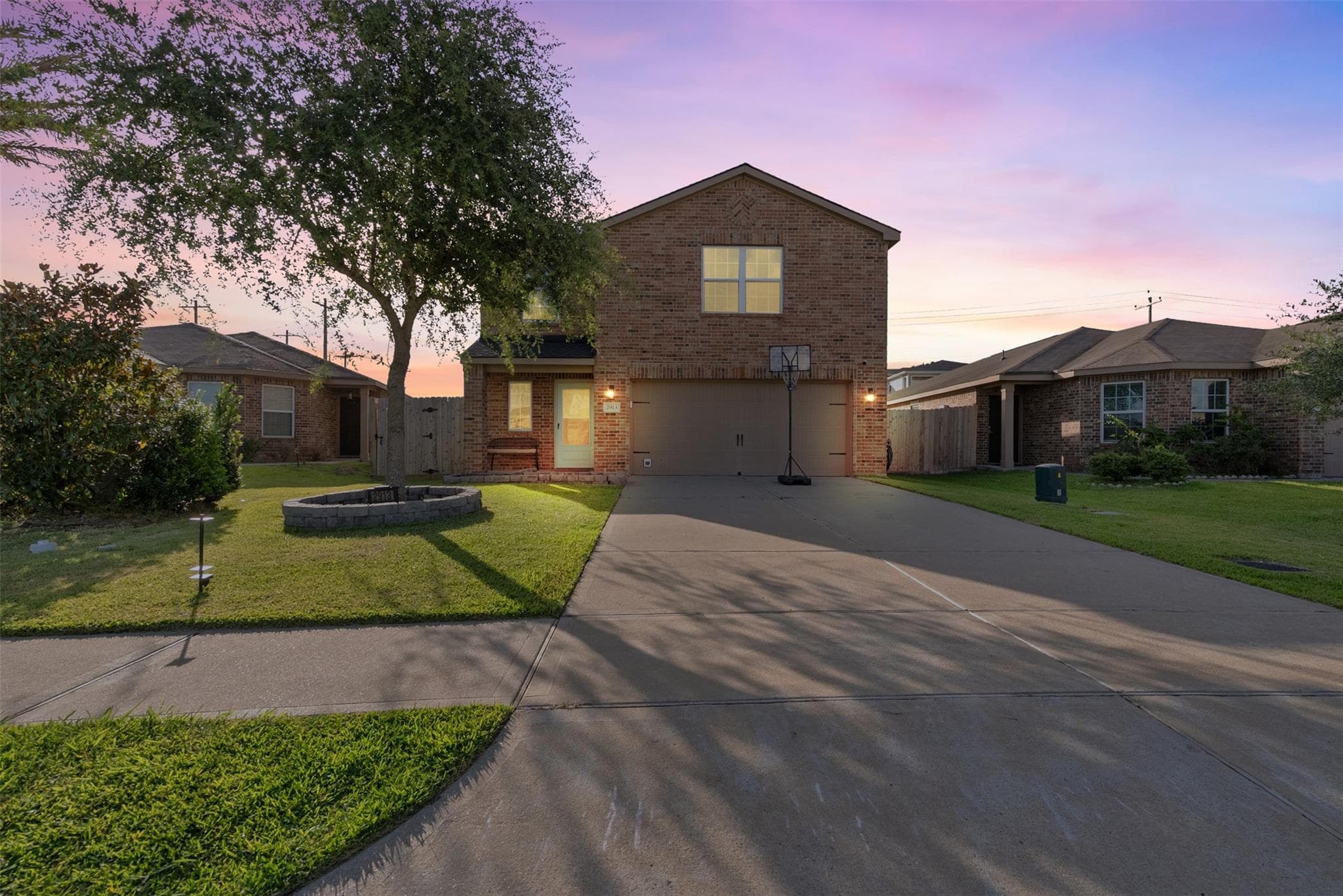 2913 Seacrest Ln