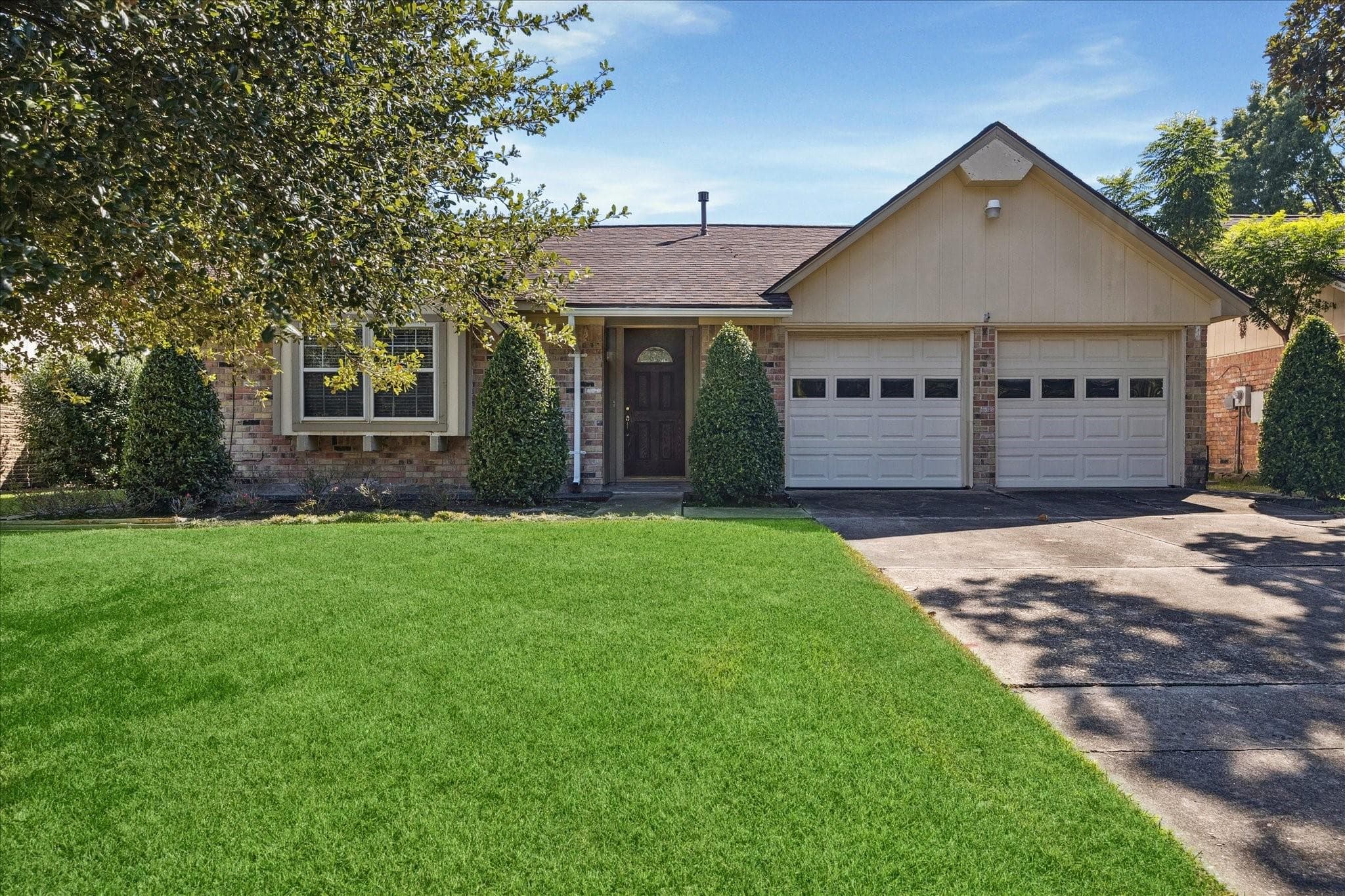 9631 Philmont Dr