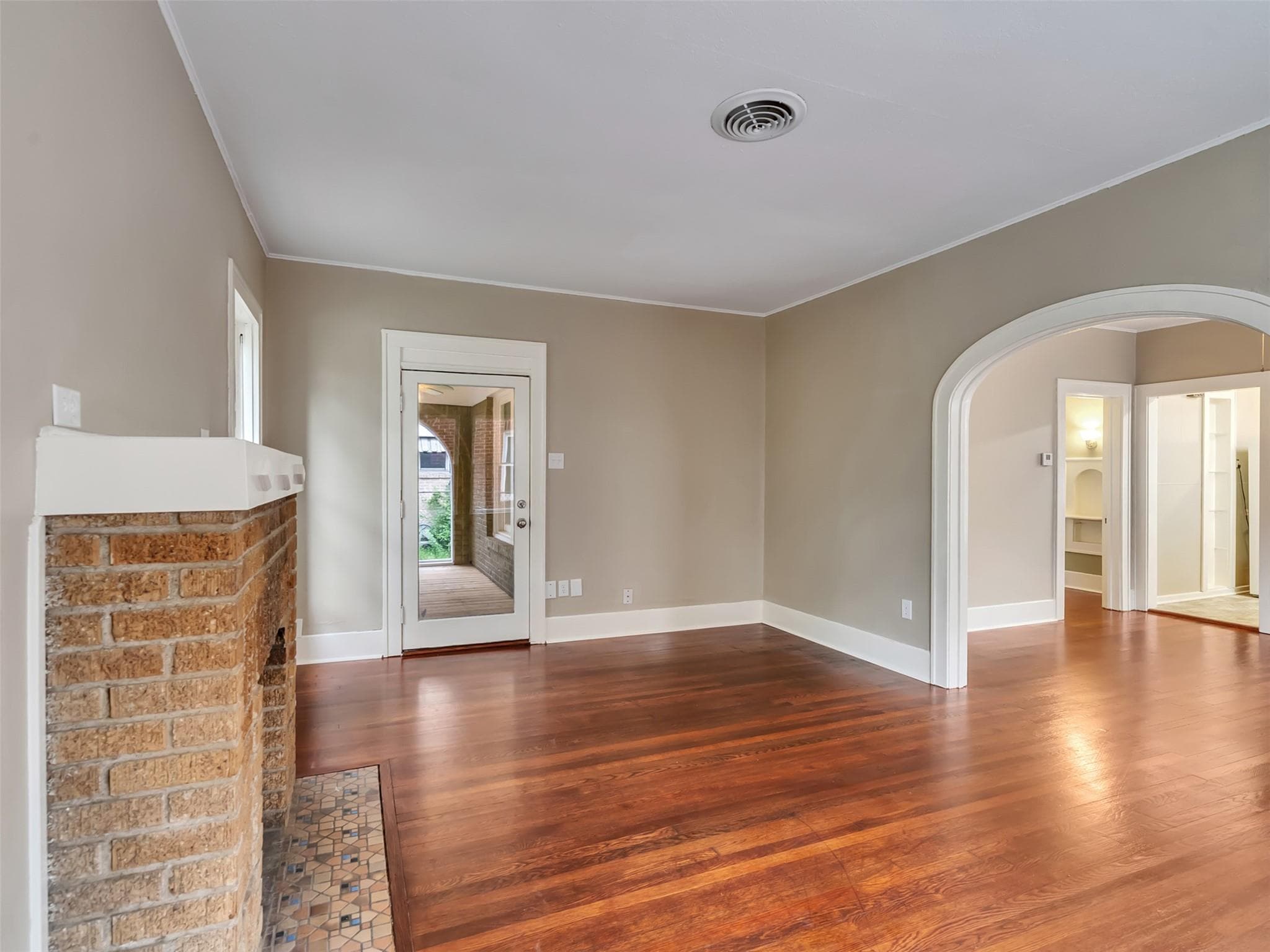 Gallery image 2