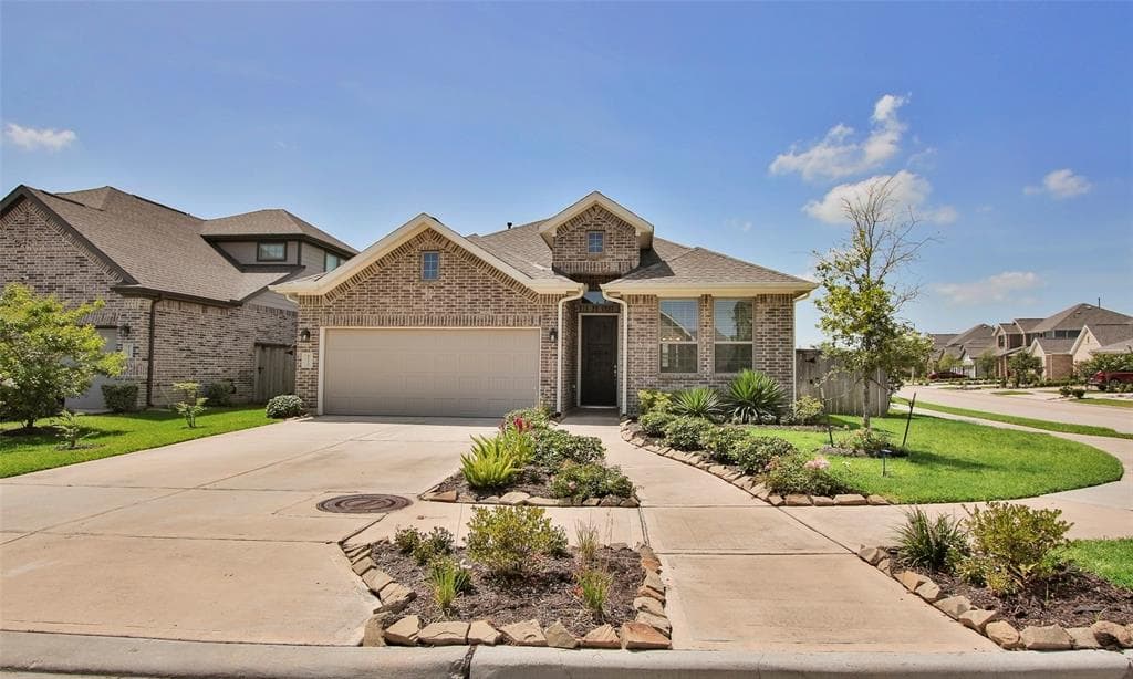 8710 Red Heron Ln
