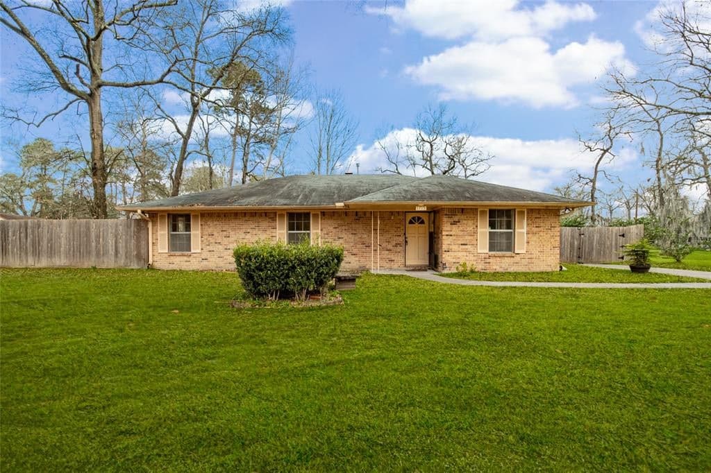 1715 Melissa Dr