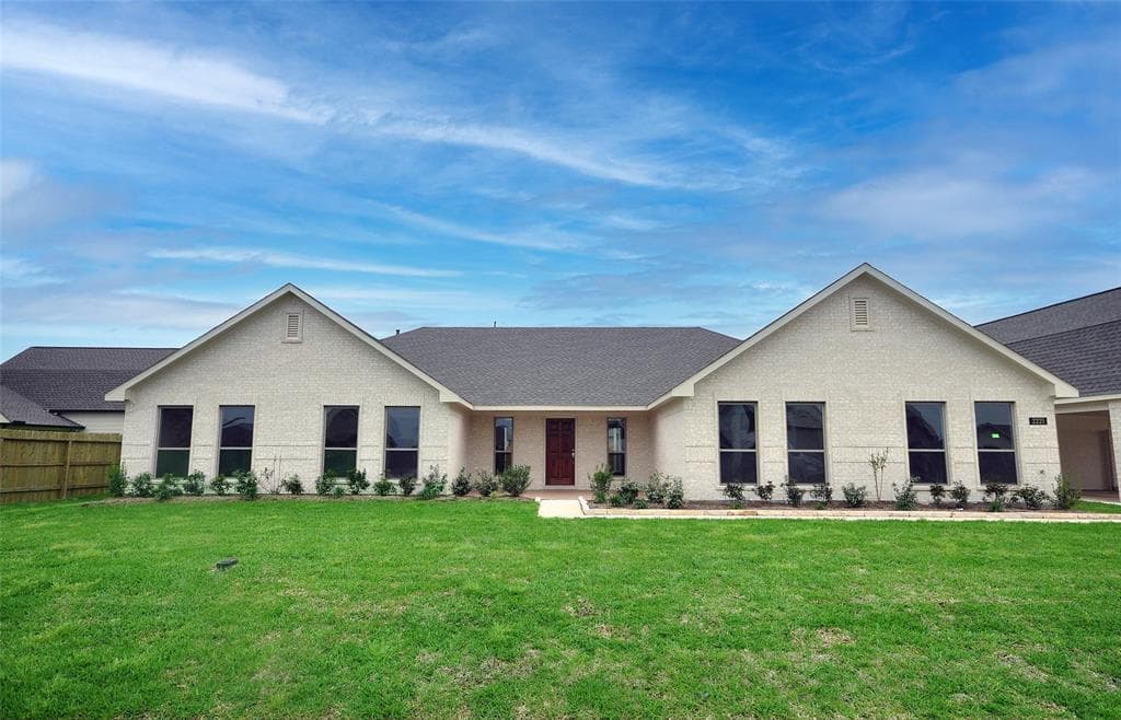 2221 Ninos Dr