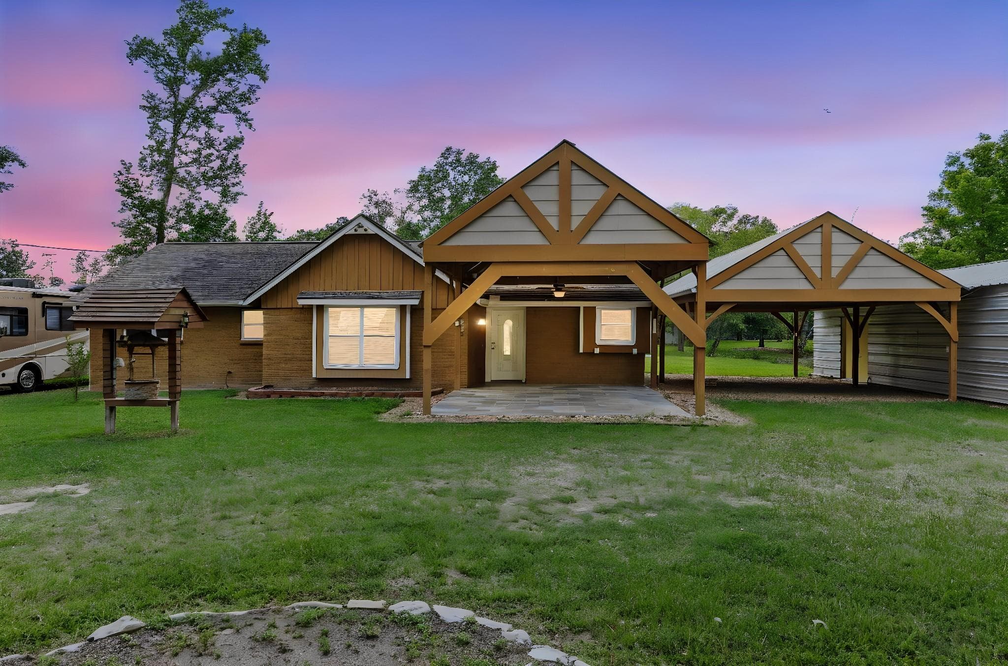 6742 Dusty Ln
