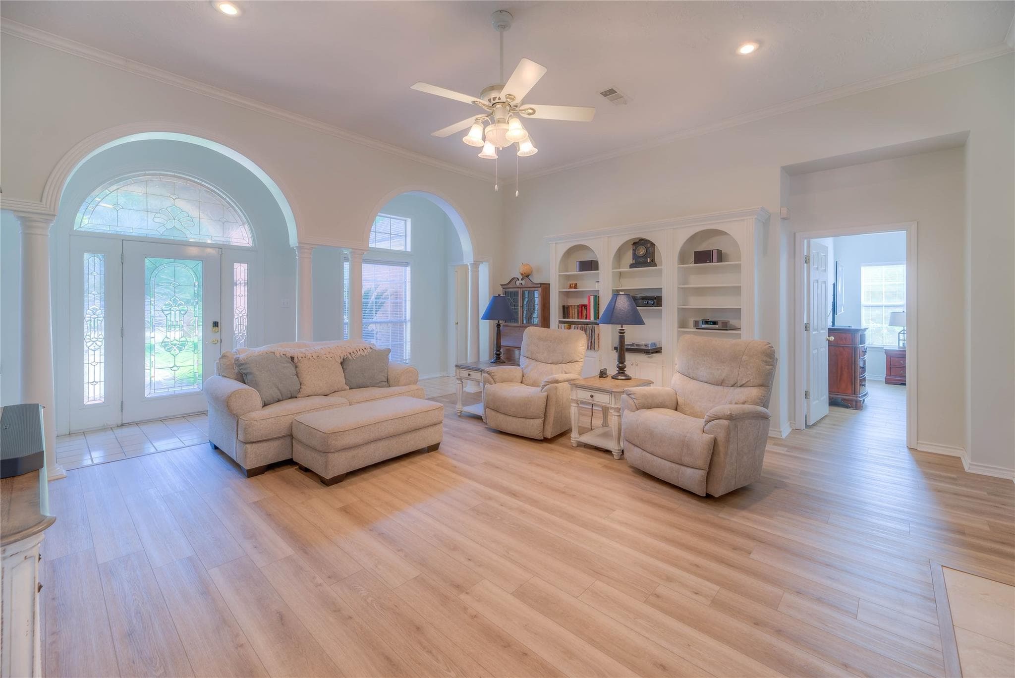 Gallery image 3