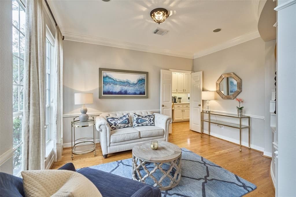 Gallery image 5