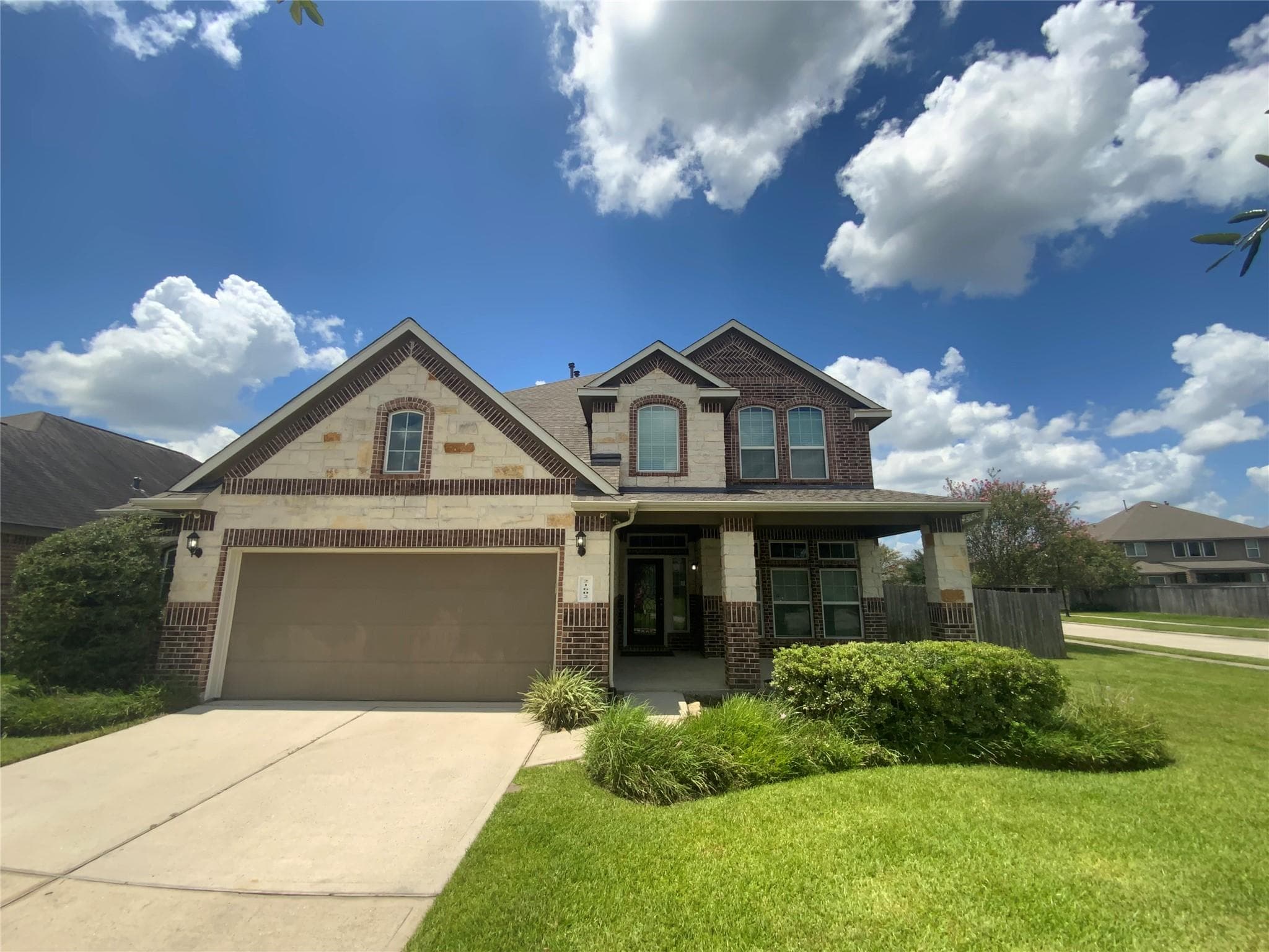 21602 Royal Melbourne Ct