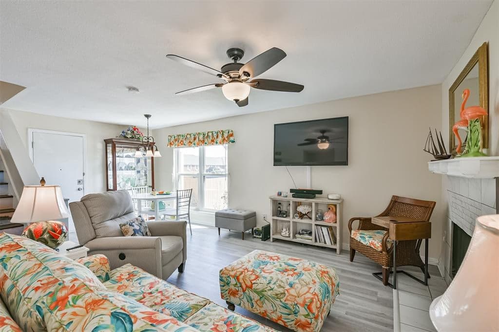 3506 Cove View Blvd Apt 215