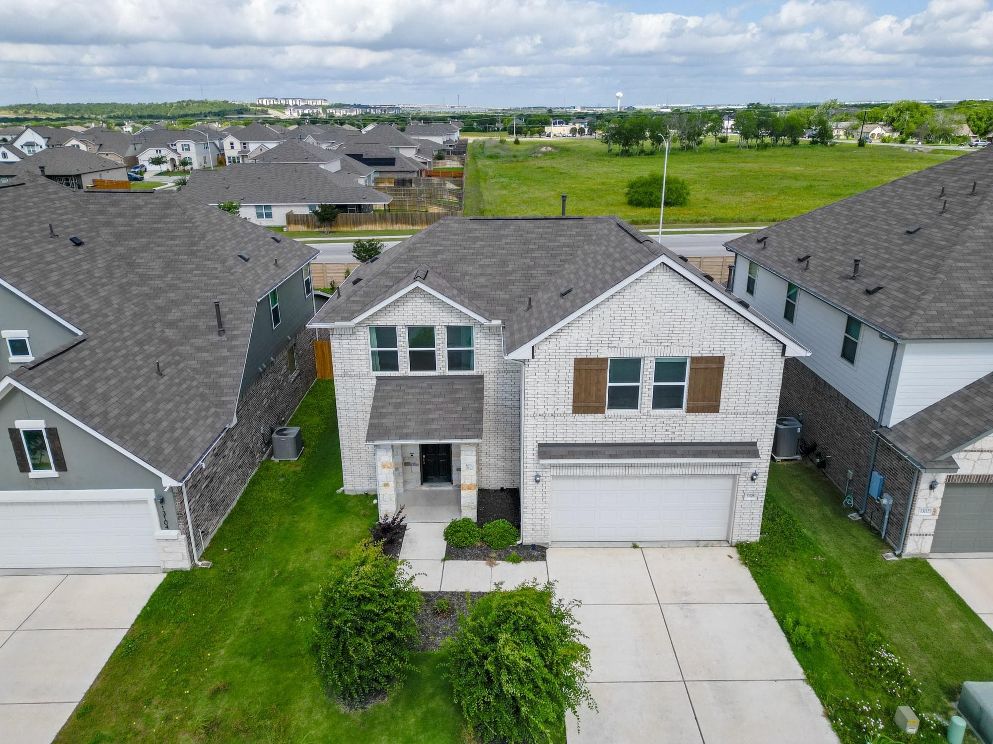 Main property image