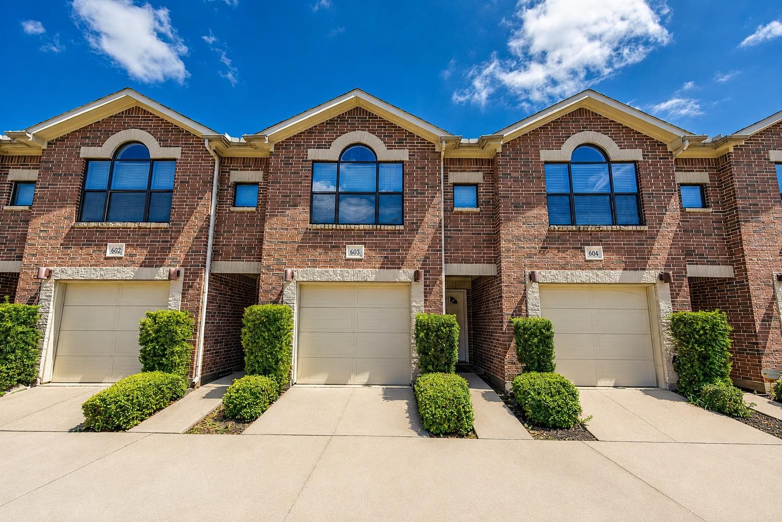 Main property image