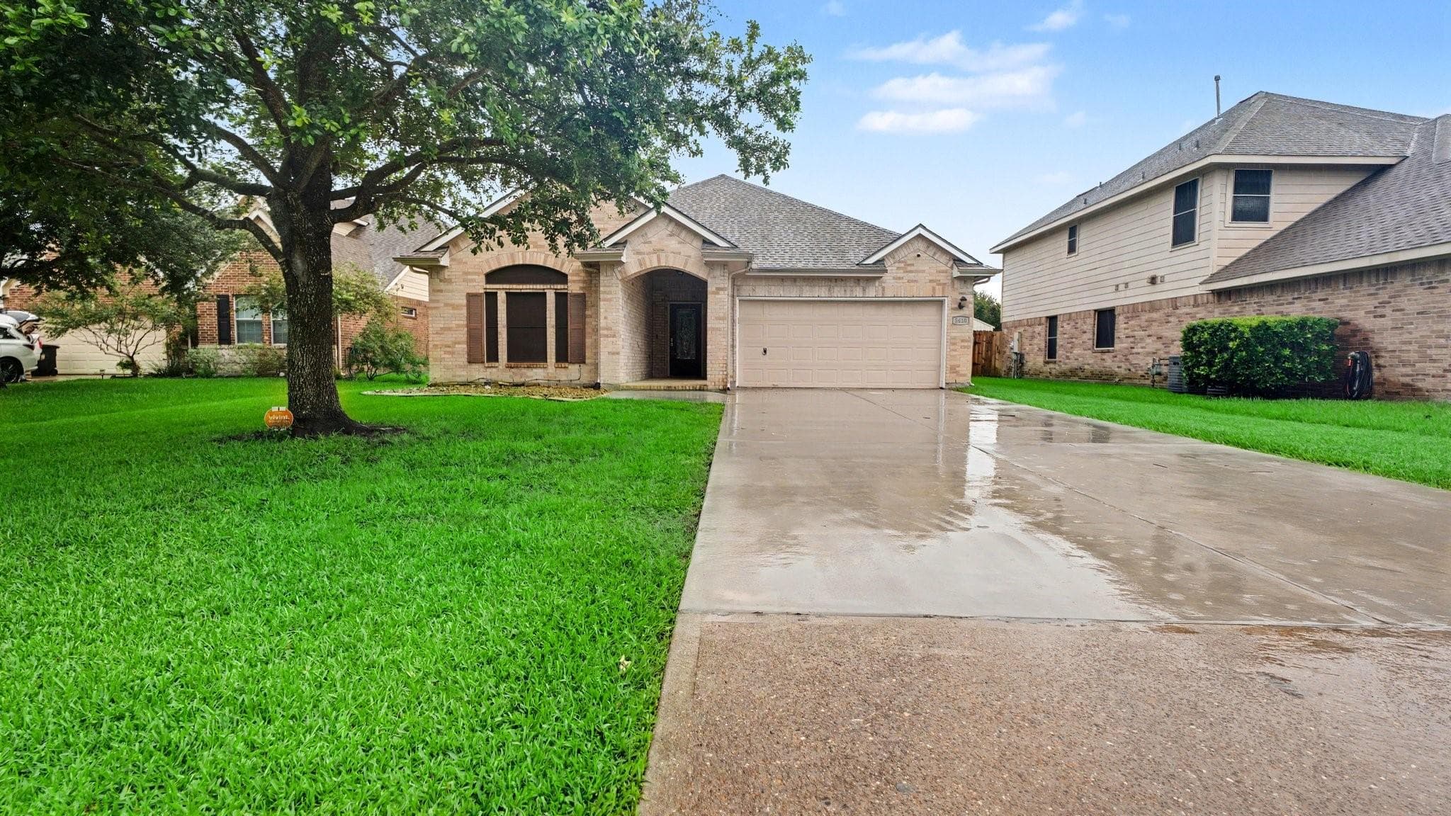 8410 Piping Rock St