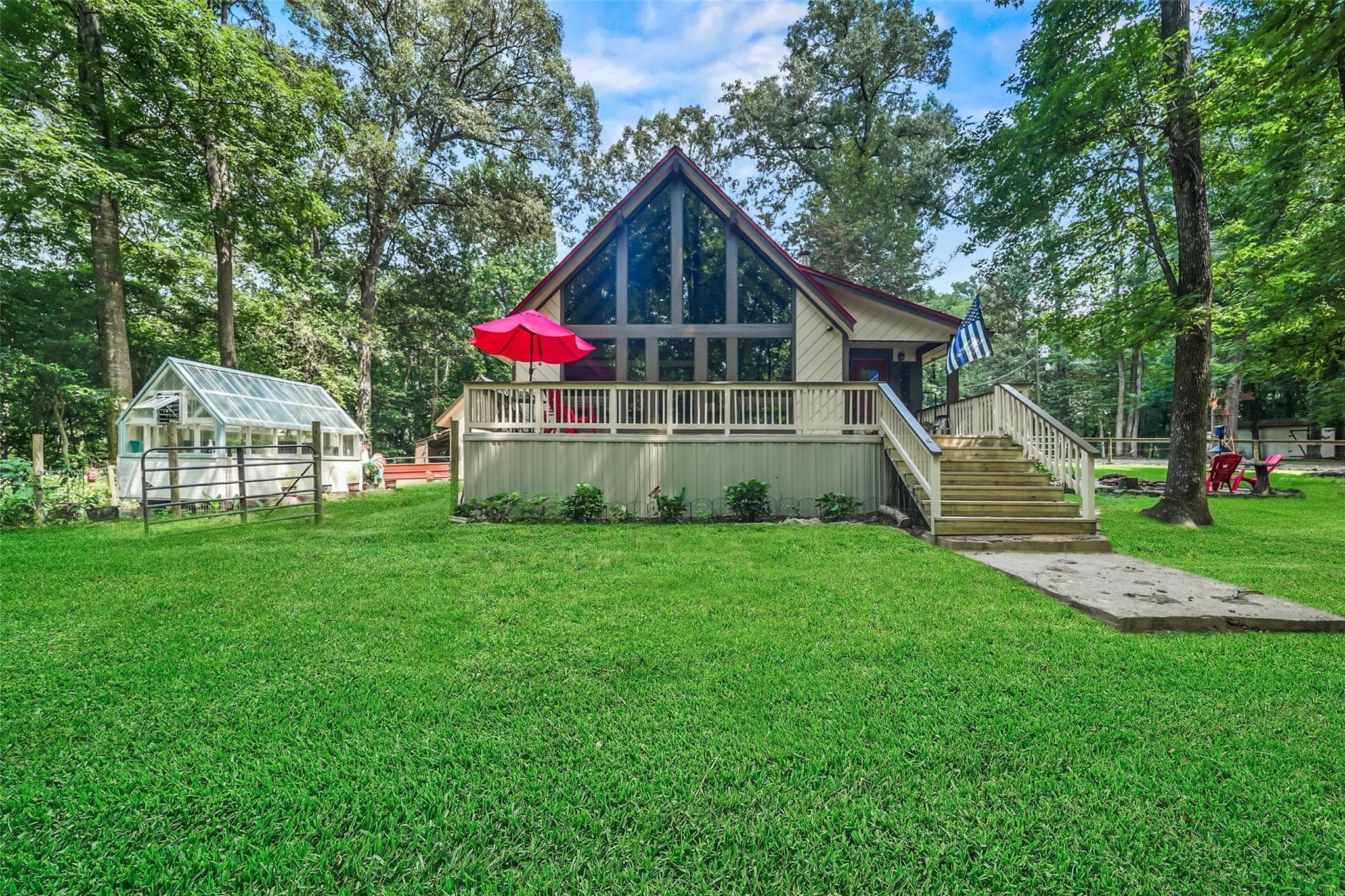 200 Cochran Ln