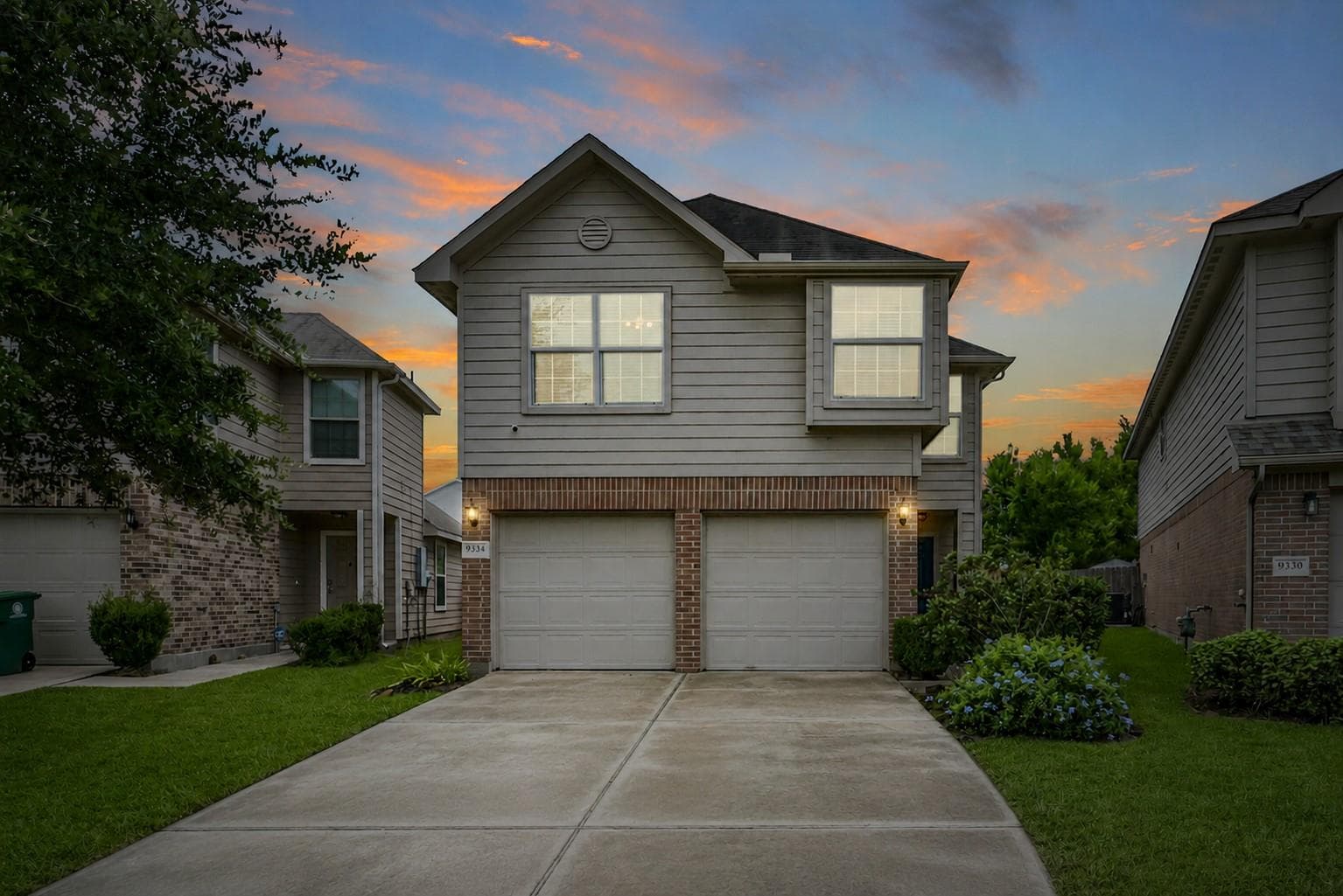9334 Valley Tree Ln
