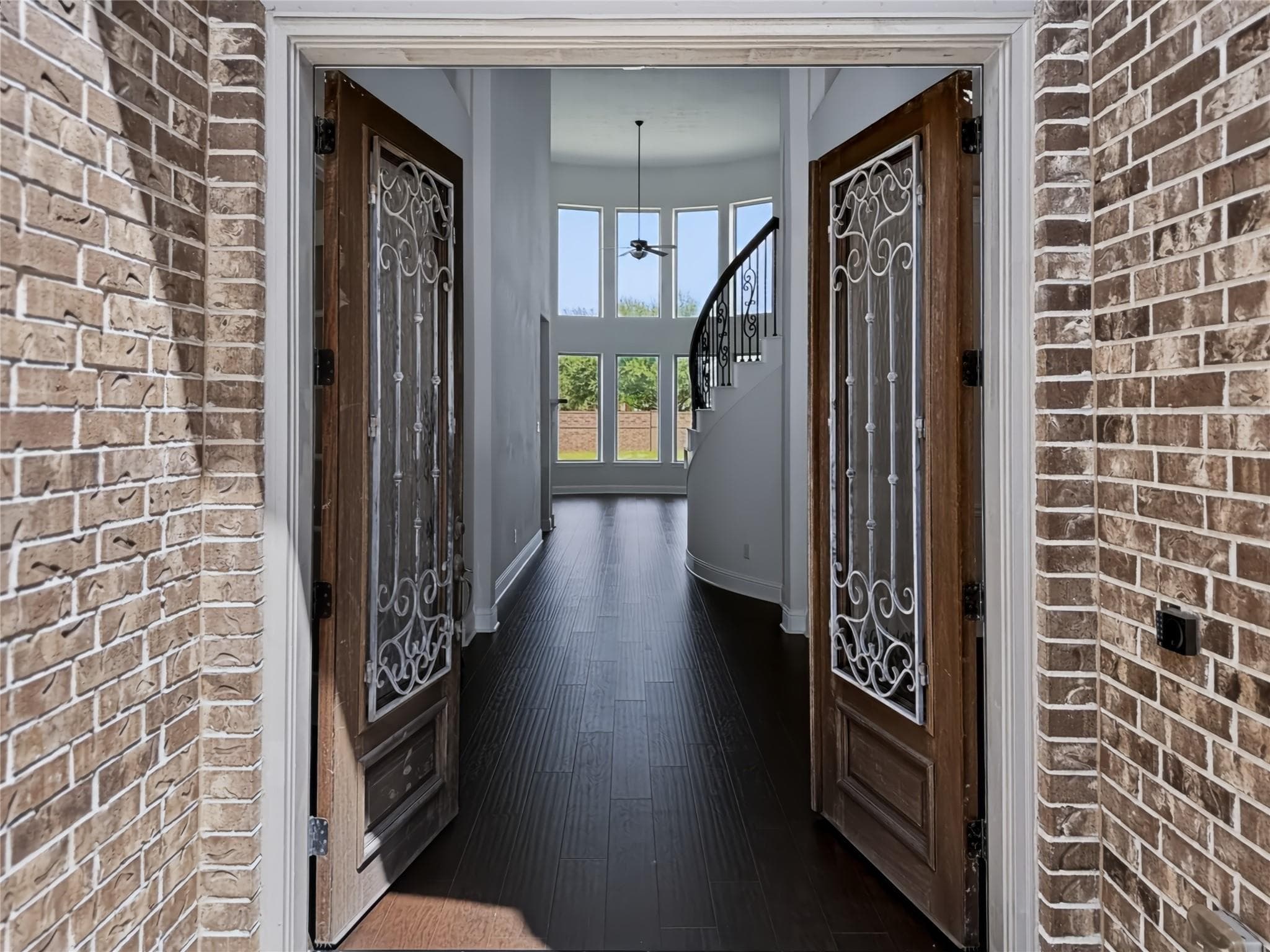 Gallery image 3