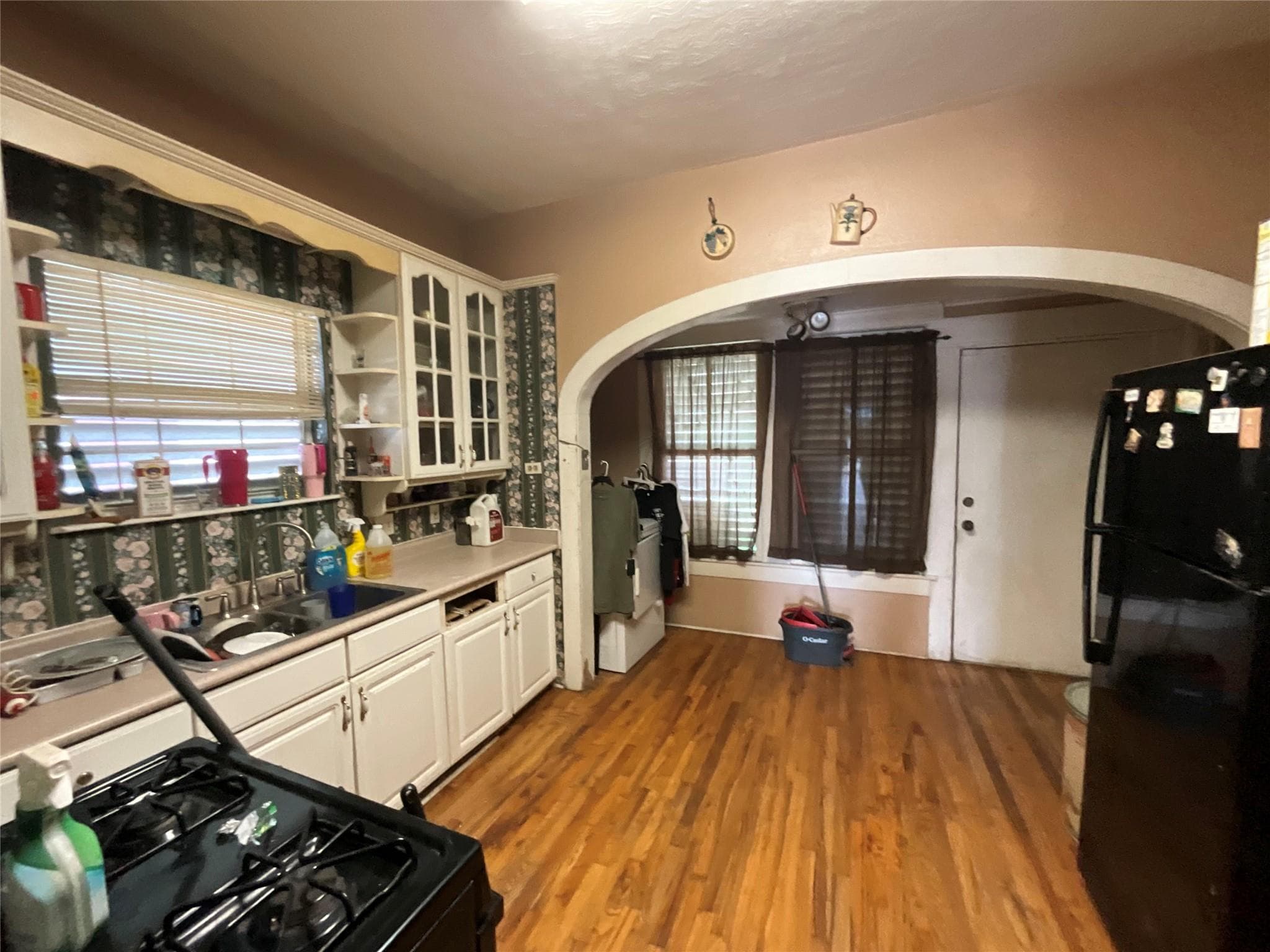 Gallery image 4