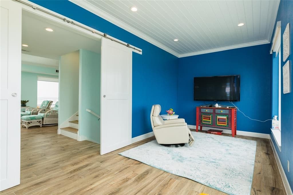 Gallery image 3