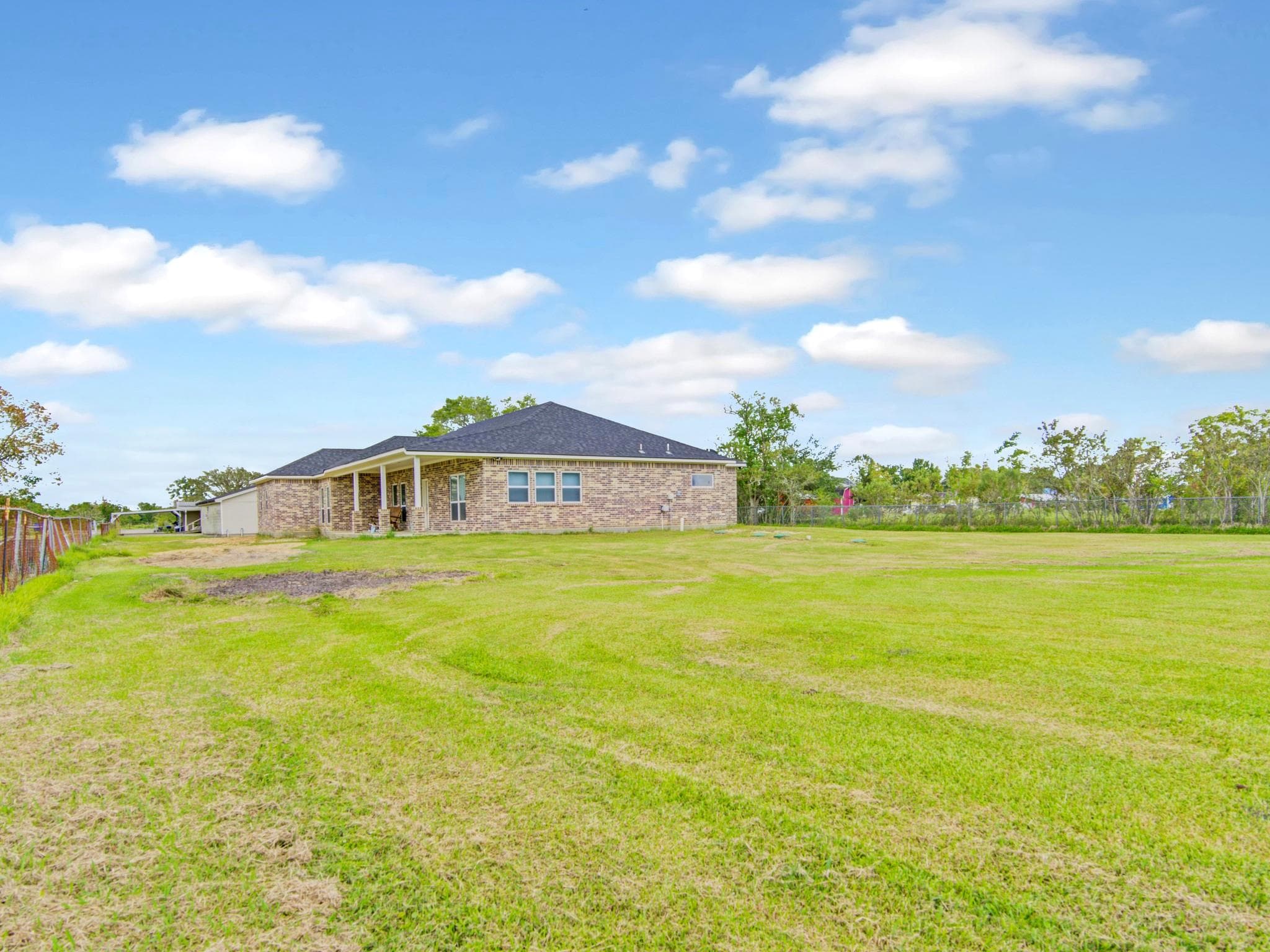 6402 Mcginnes Rd