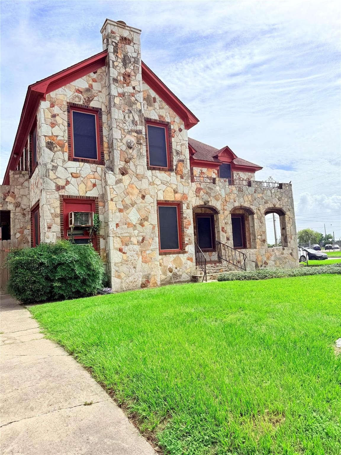 Gallery image 4