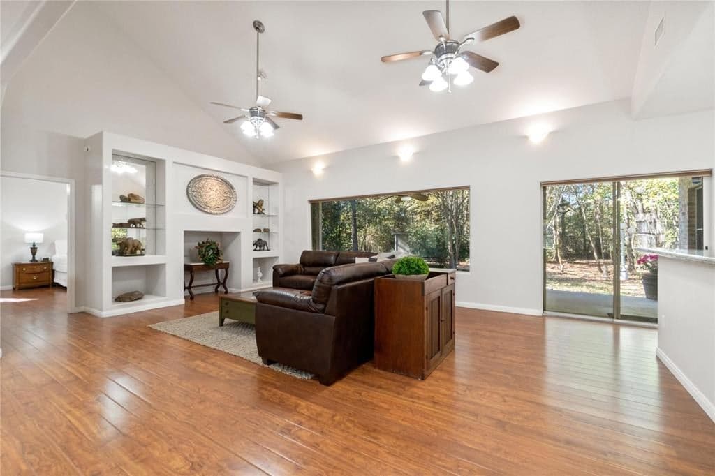 Gallery image 3