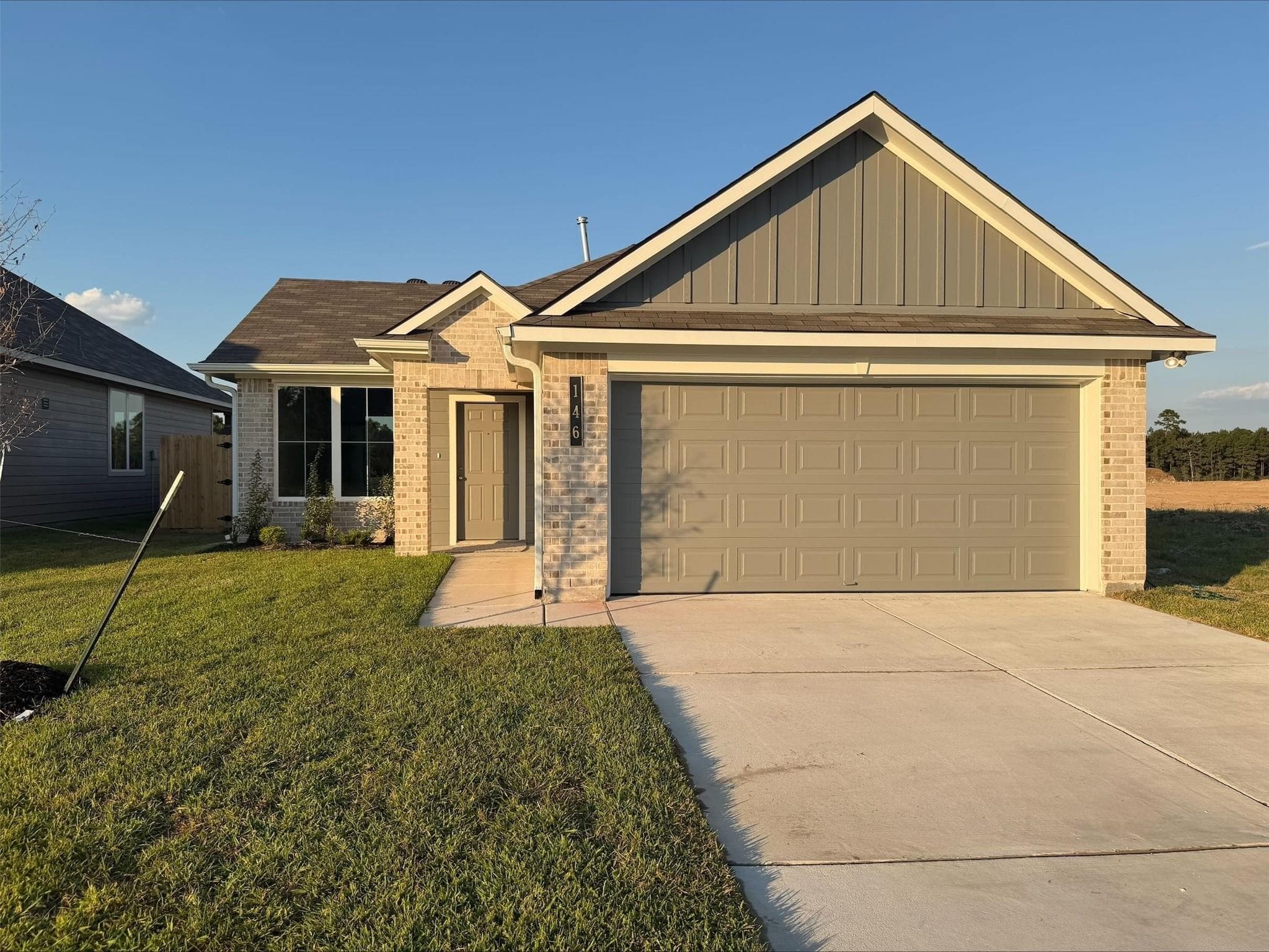 146 Overhill Dr