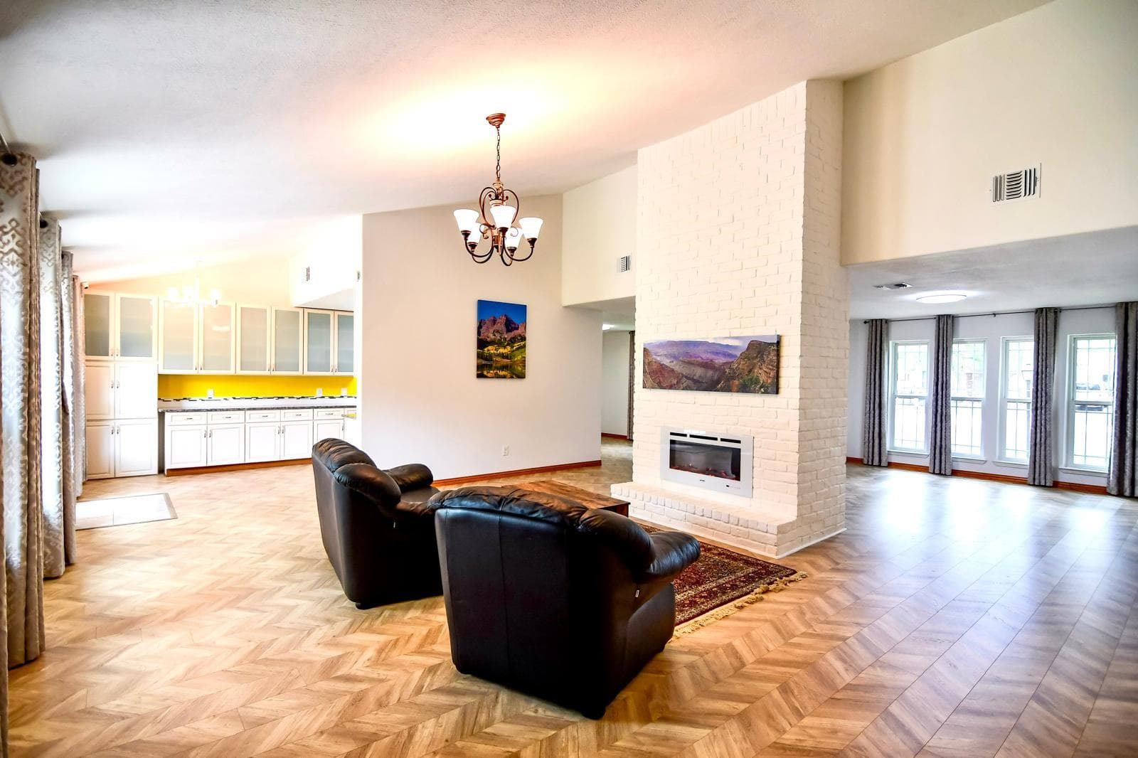 Gallery image 2