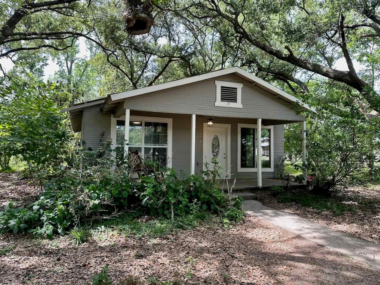 690 County Road 3066