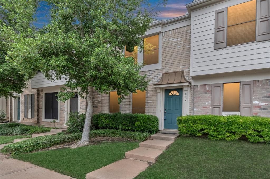 2910 Grants Lake Blvd Unit 807