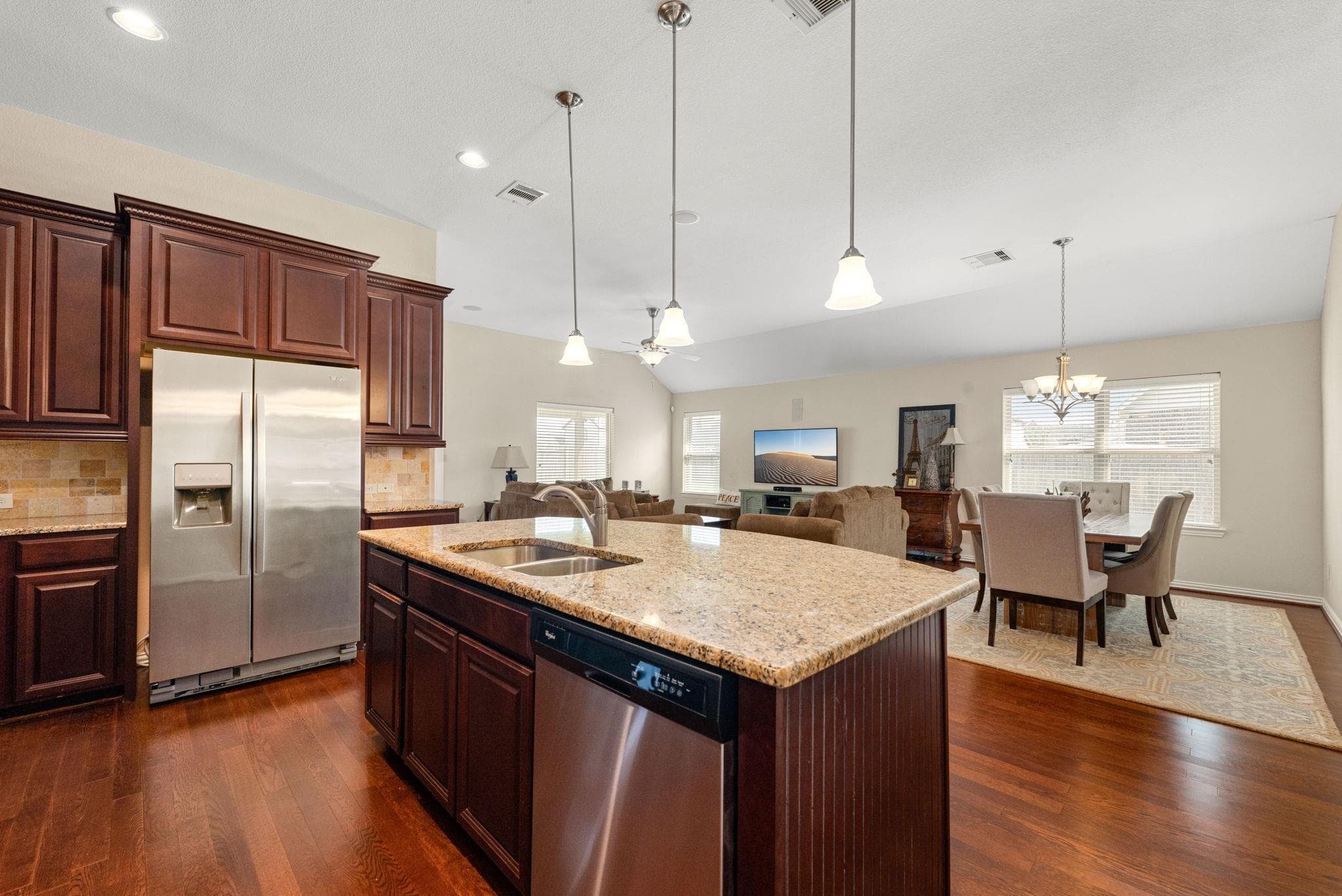 Main property image