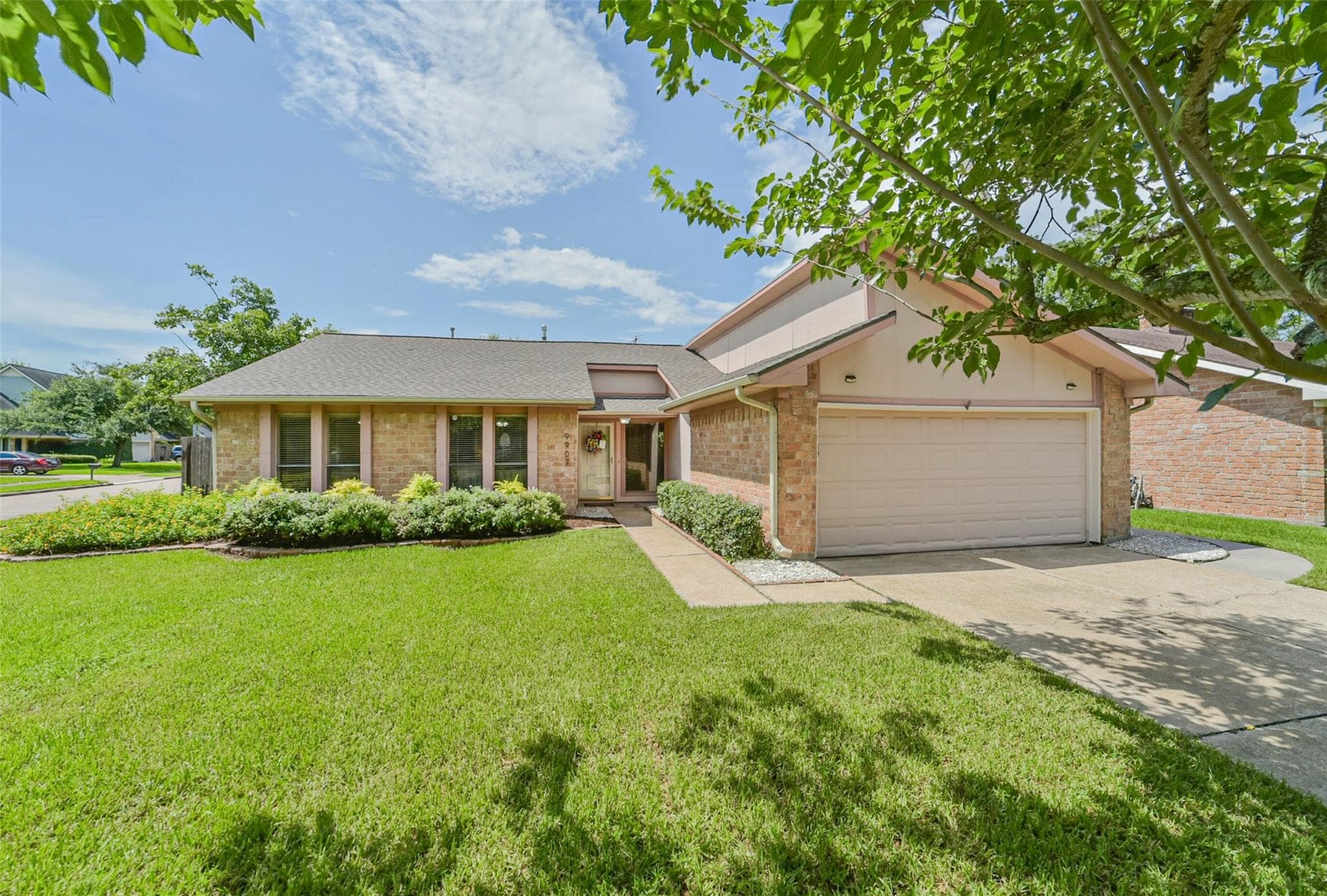 9907 Sageorchard Ln