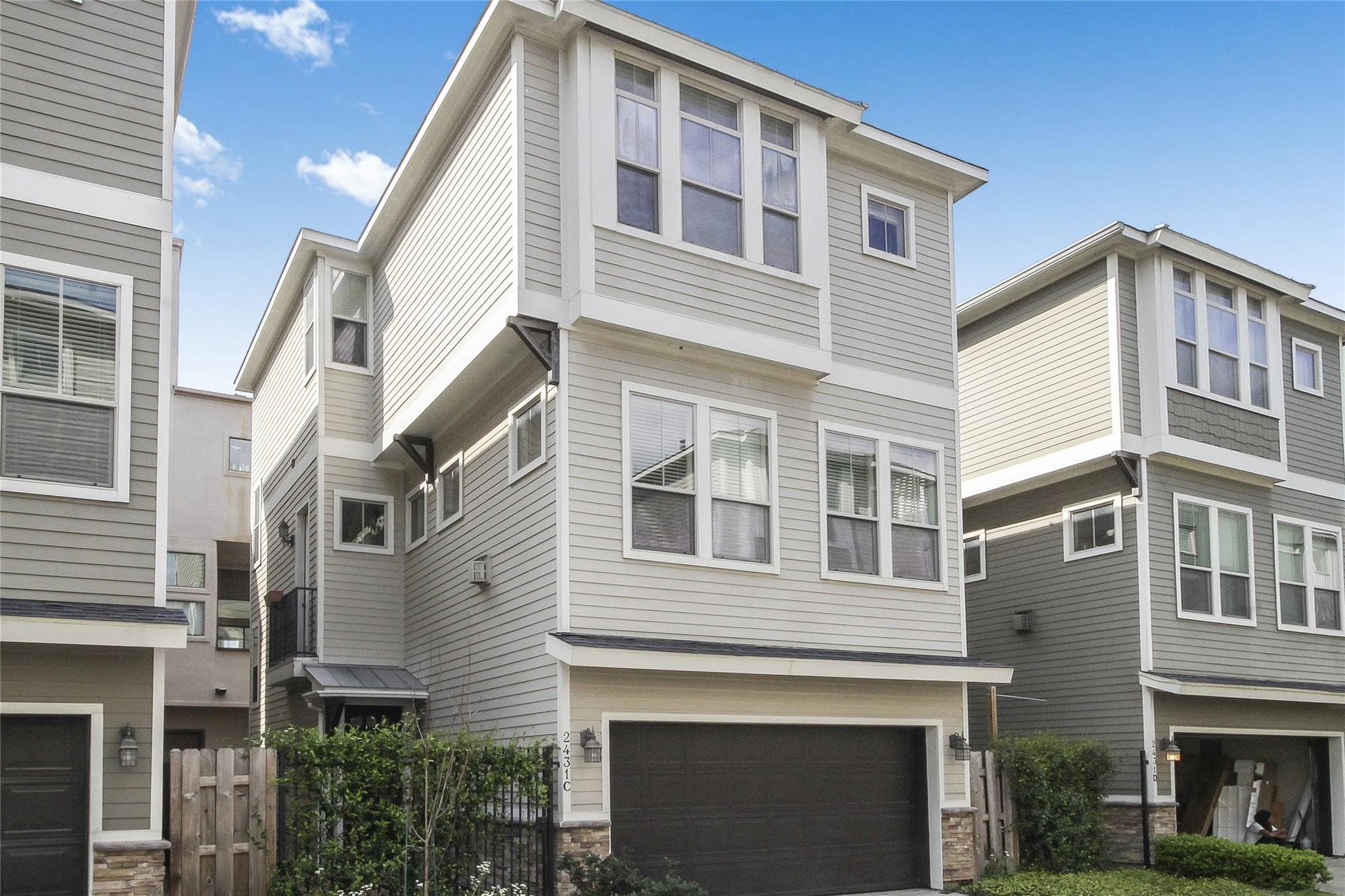2431 Charleston St Unit C